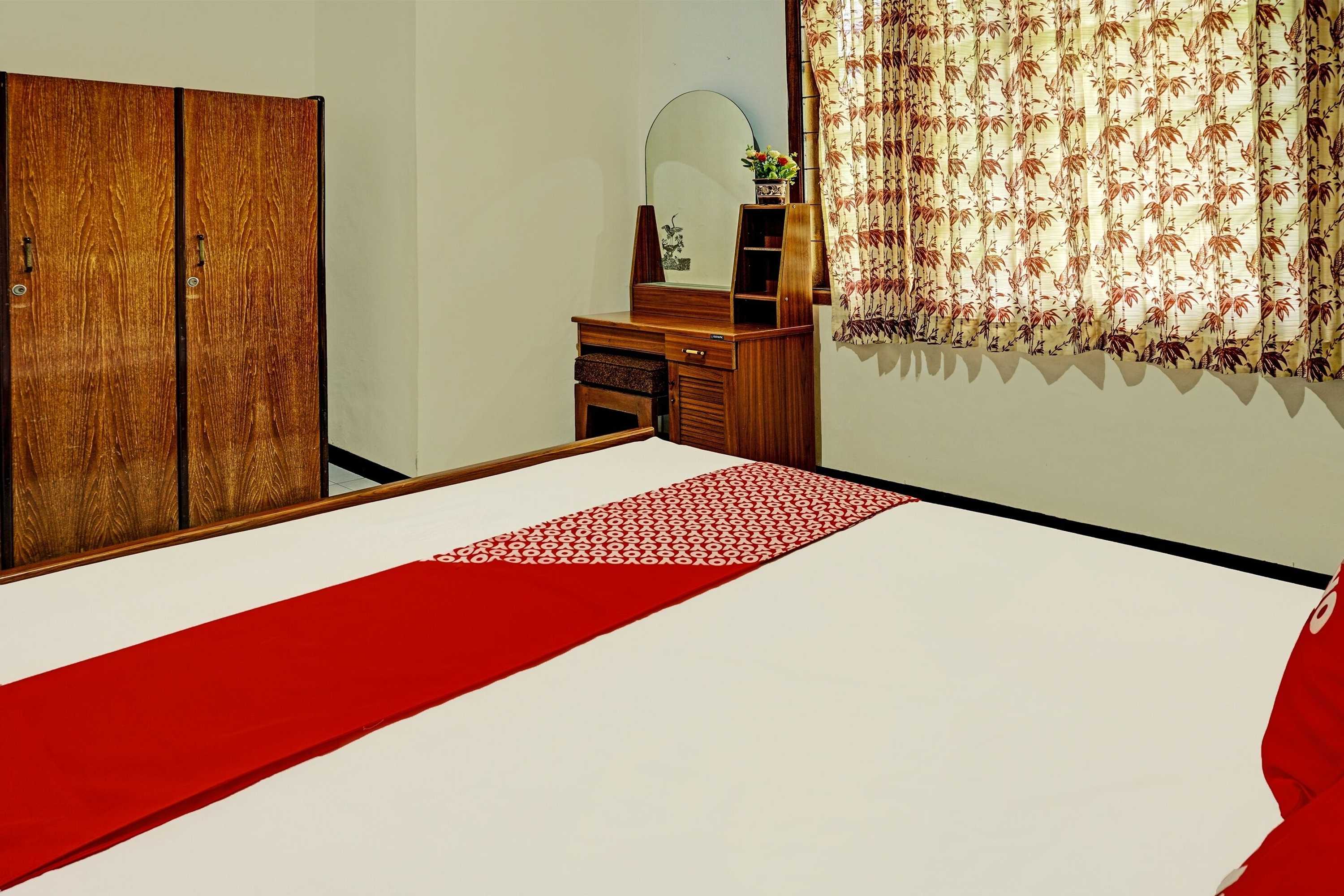 Gift card for Oyo Life 92376 Agape Villa