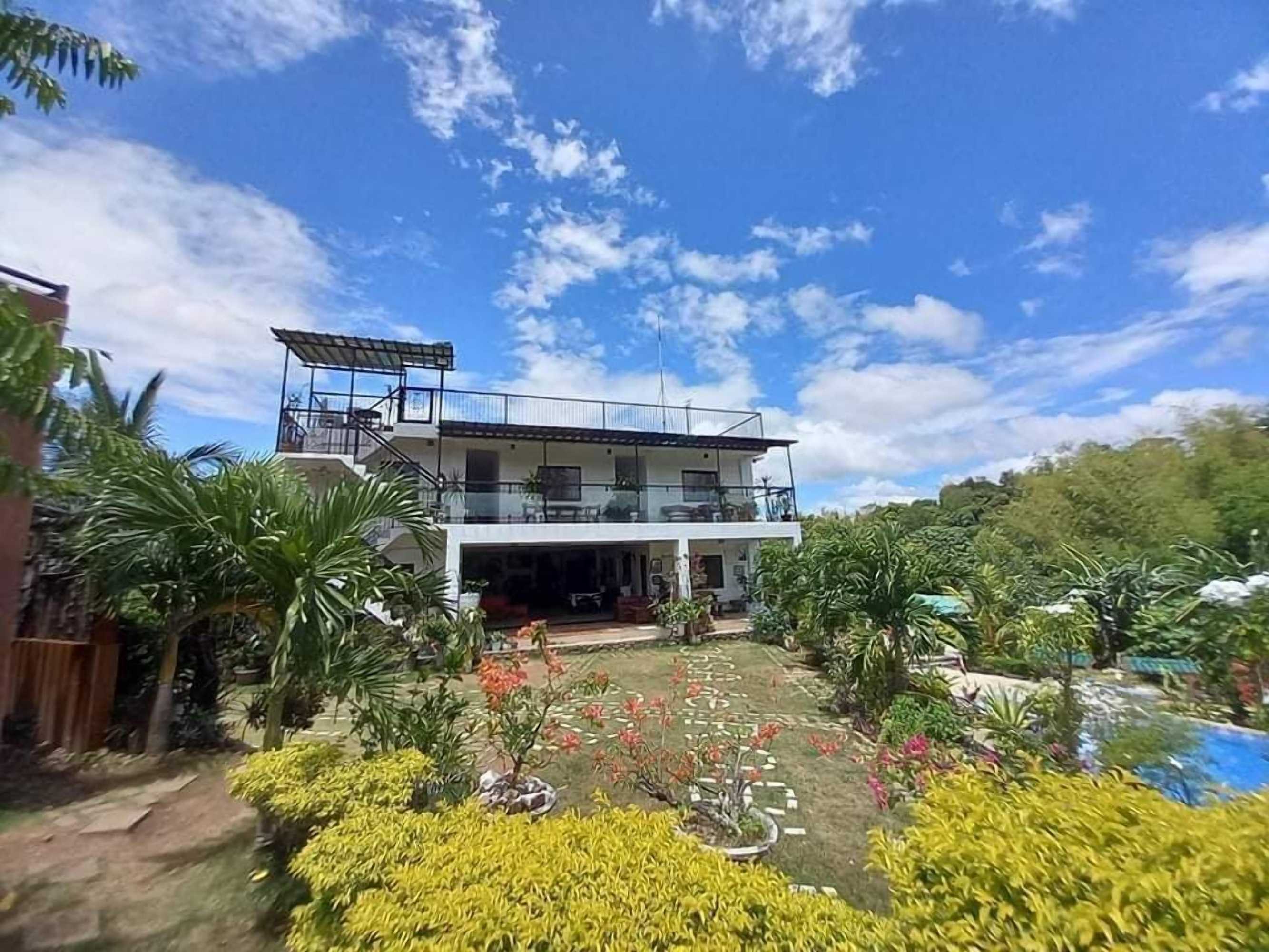 Gift card for Casa de Robles Tanay Rizal