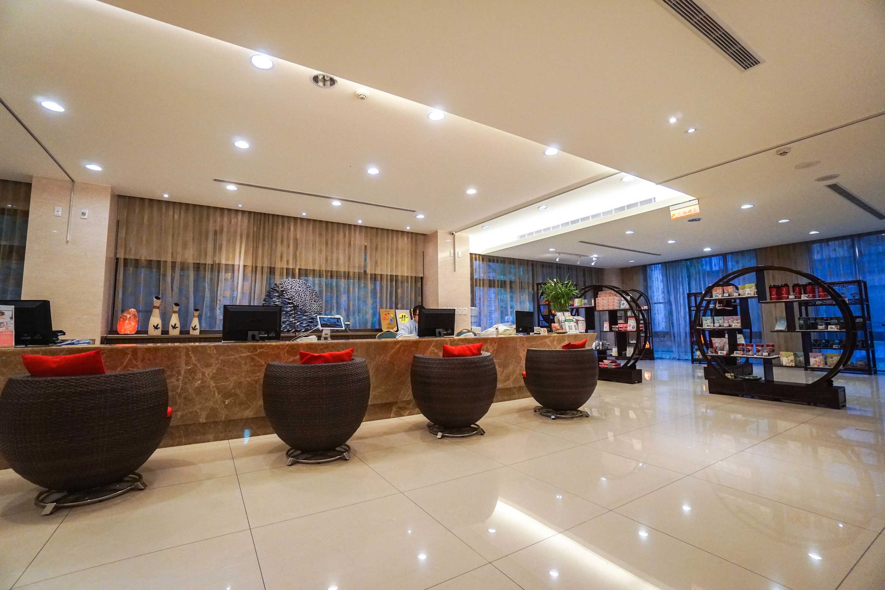 Gift card for Tai Yi Red Maple Resort