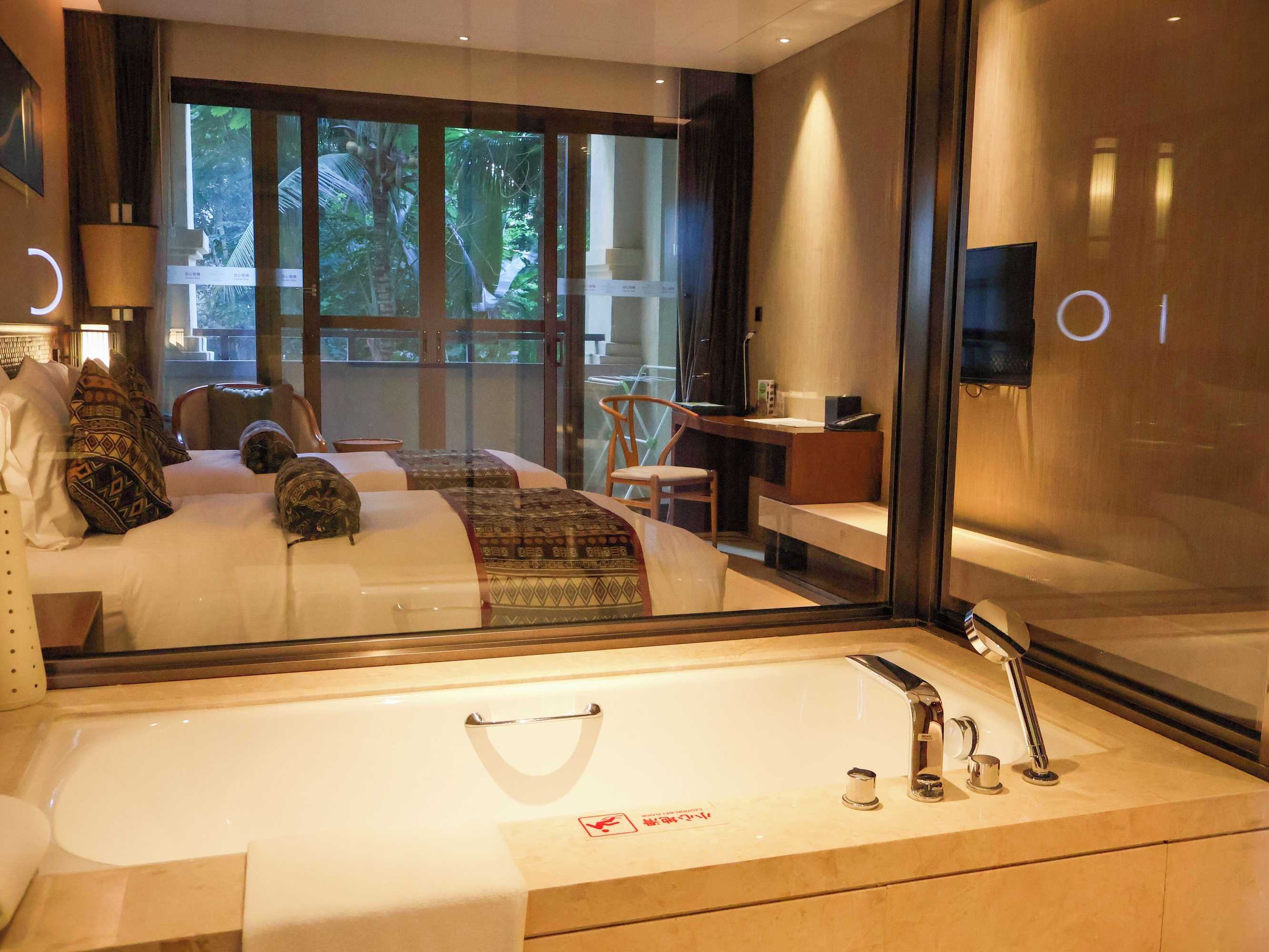 Gift card for Crowne Plaza Resort Xishuangbanna Parkview by Ihg Gift card for Crowne Plaza Resort Xishuangbanna Parkview by Ihg