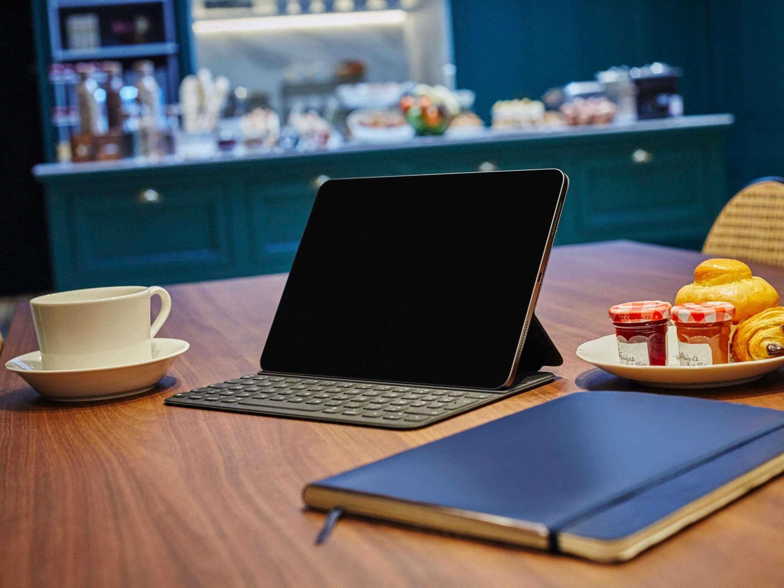 Gift card for Mercure Versailles Chateau