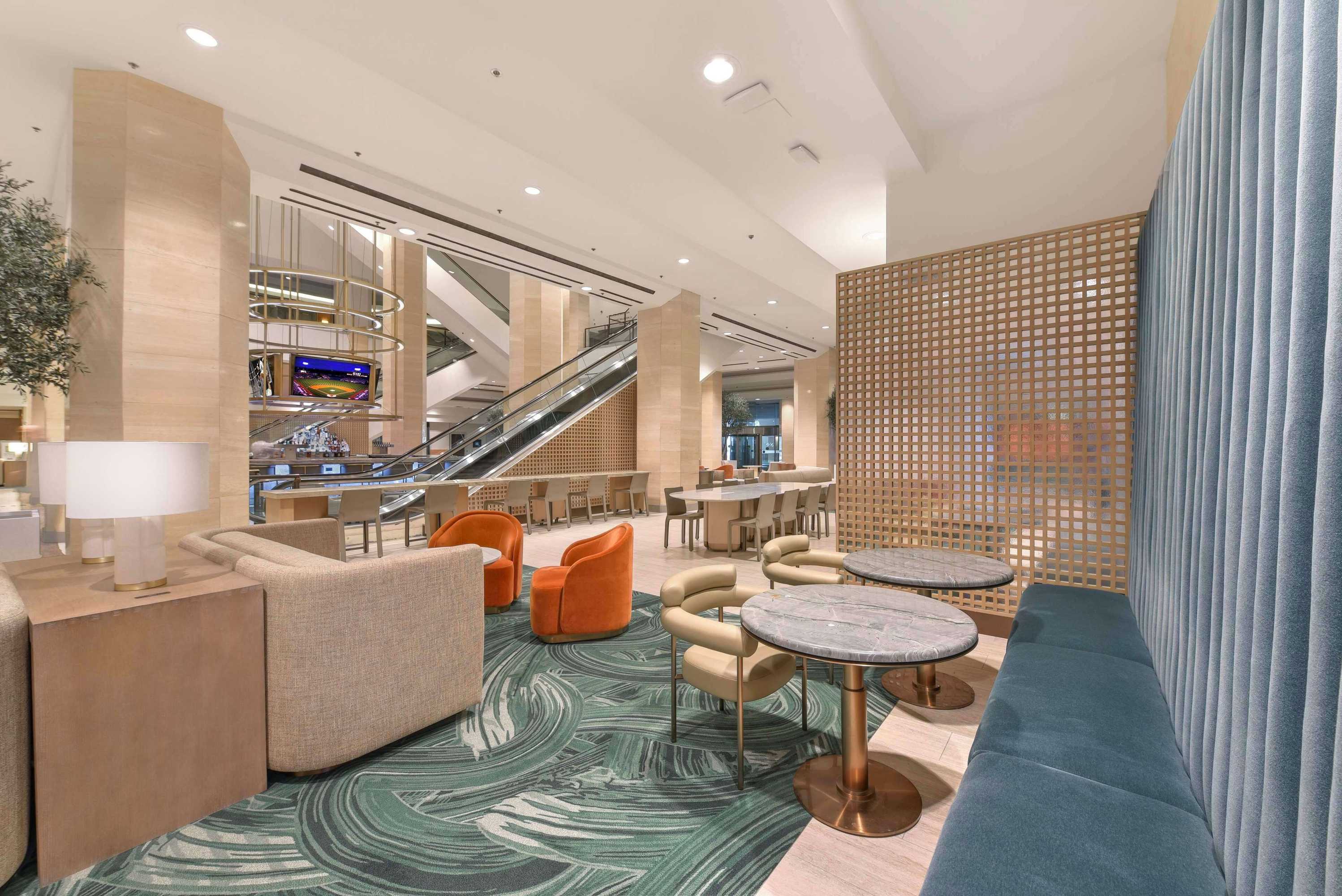 Gift card for Hilton Anaheim Gift card for Hilton Anaheim
