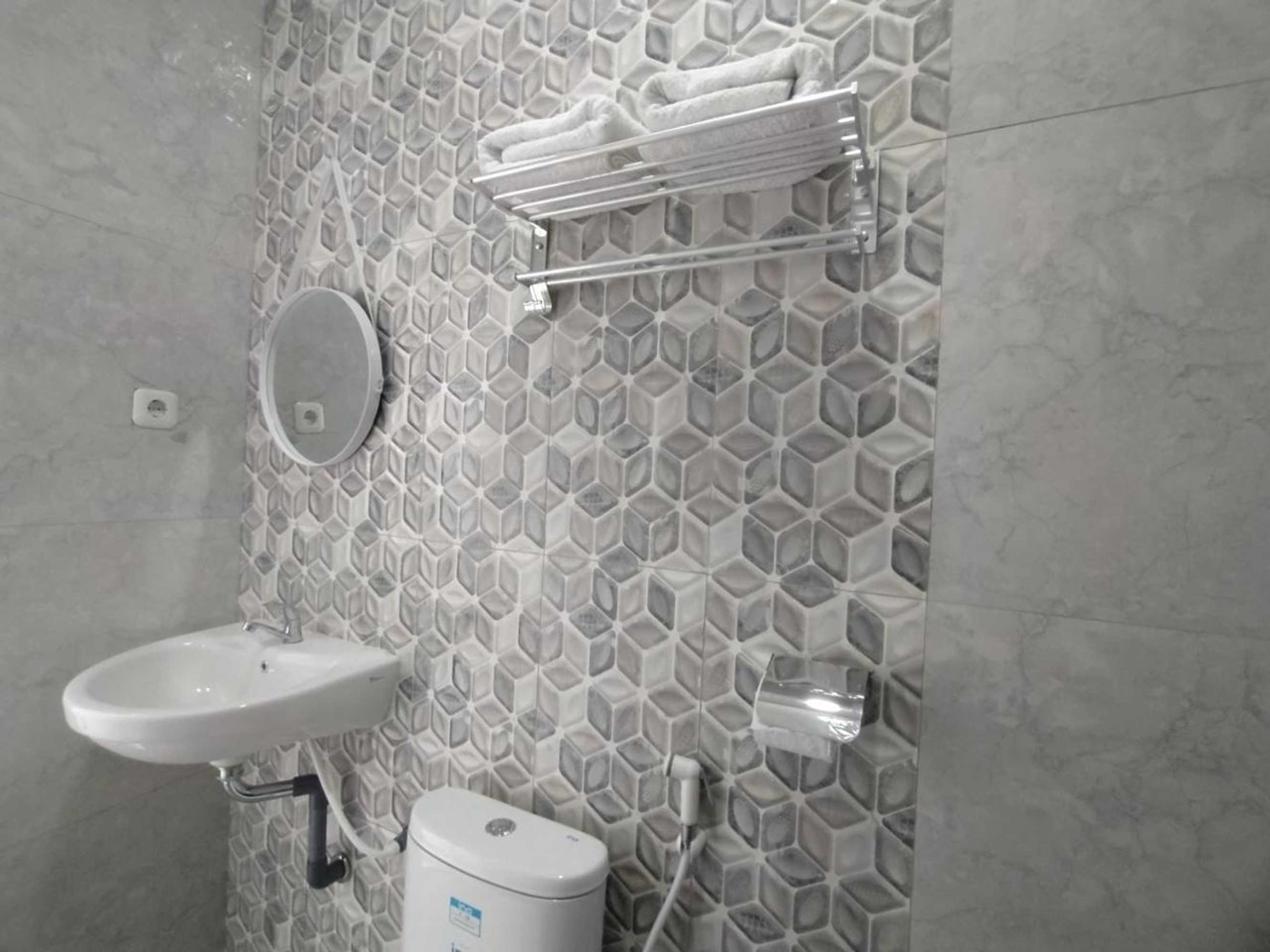 Gift card for Urbanview Hotel Nimara Ngawi by Reddoorz