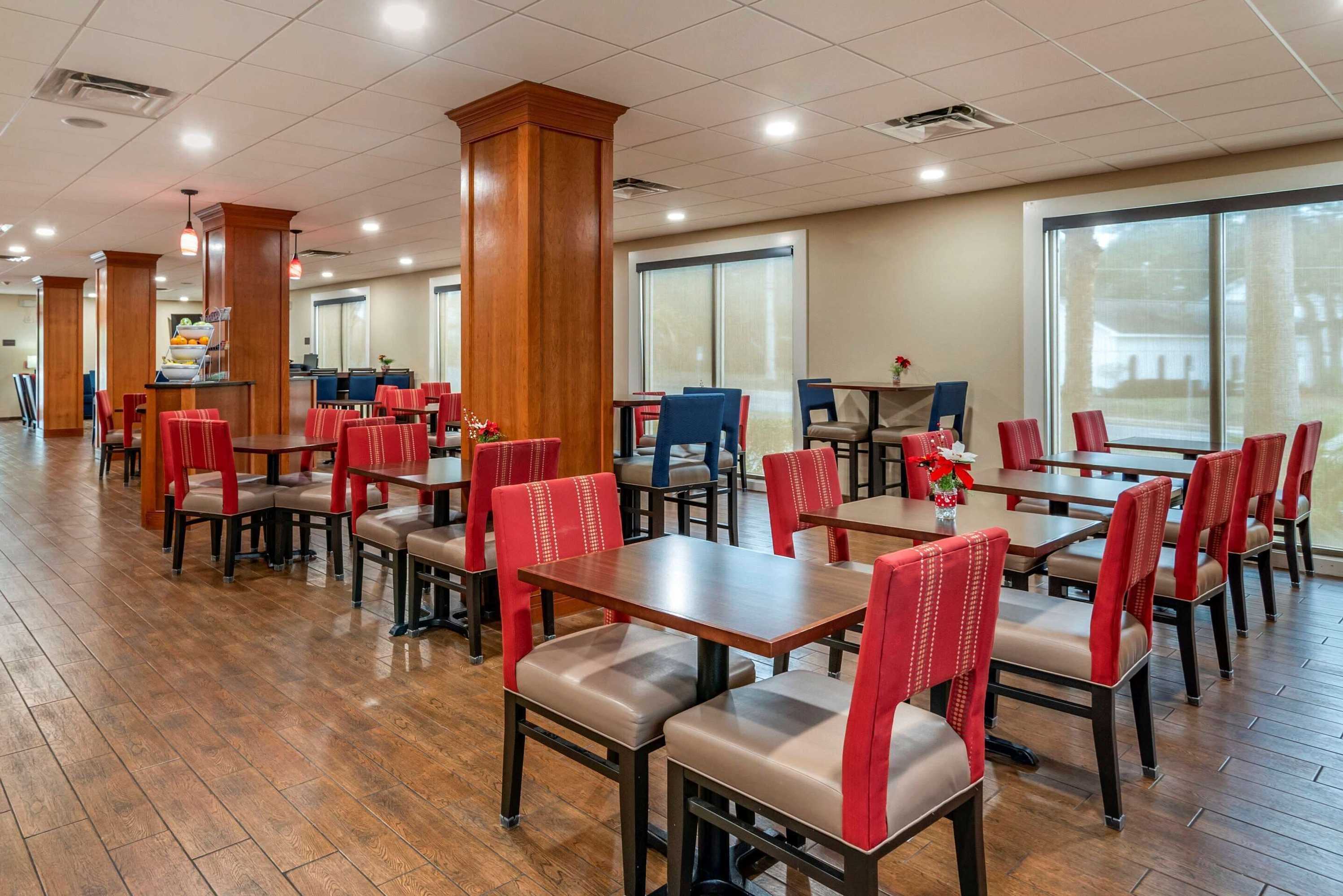 Gift card for Comfort Suites Niceville Near Elgin Air Force Base Gift card for Comfort Suites Niceville Near Elgin Air Force Base