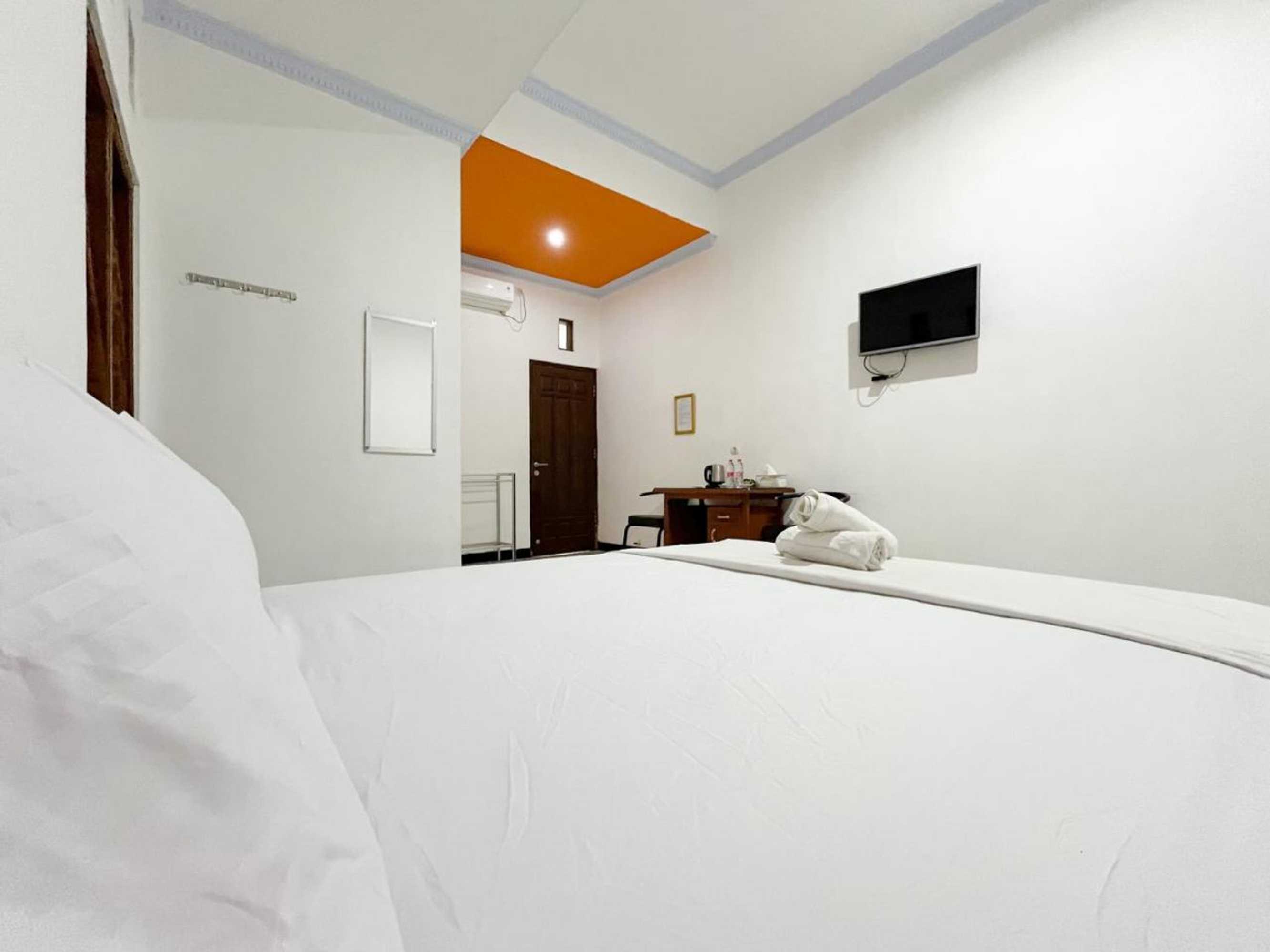 Gift card for Permana Homestay Syariah Mitra Reddoorz