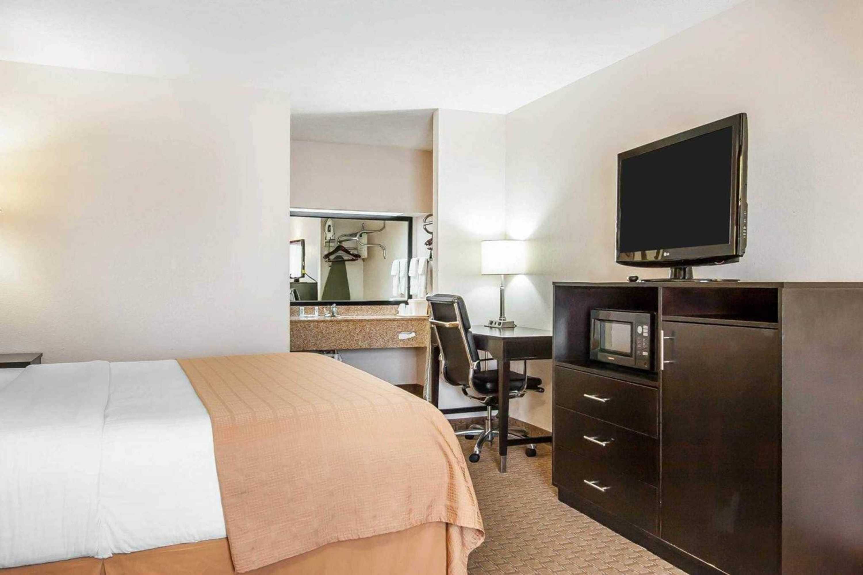 Gift card for Quality Inn Savannah South Gift card for Quality Inn Savannah South