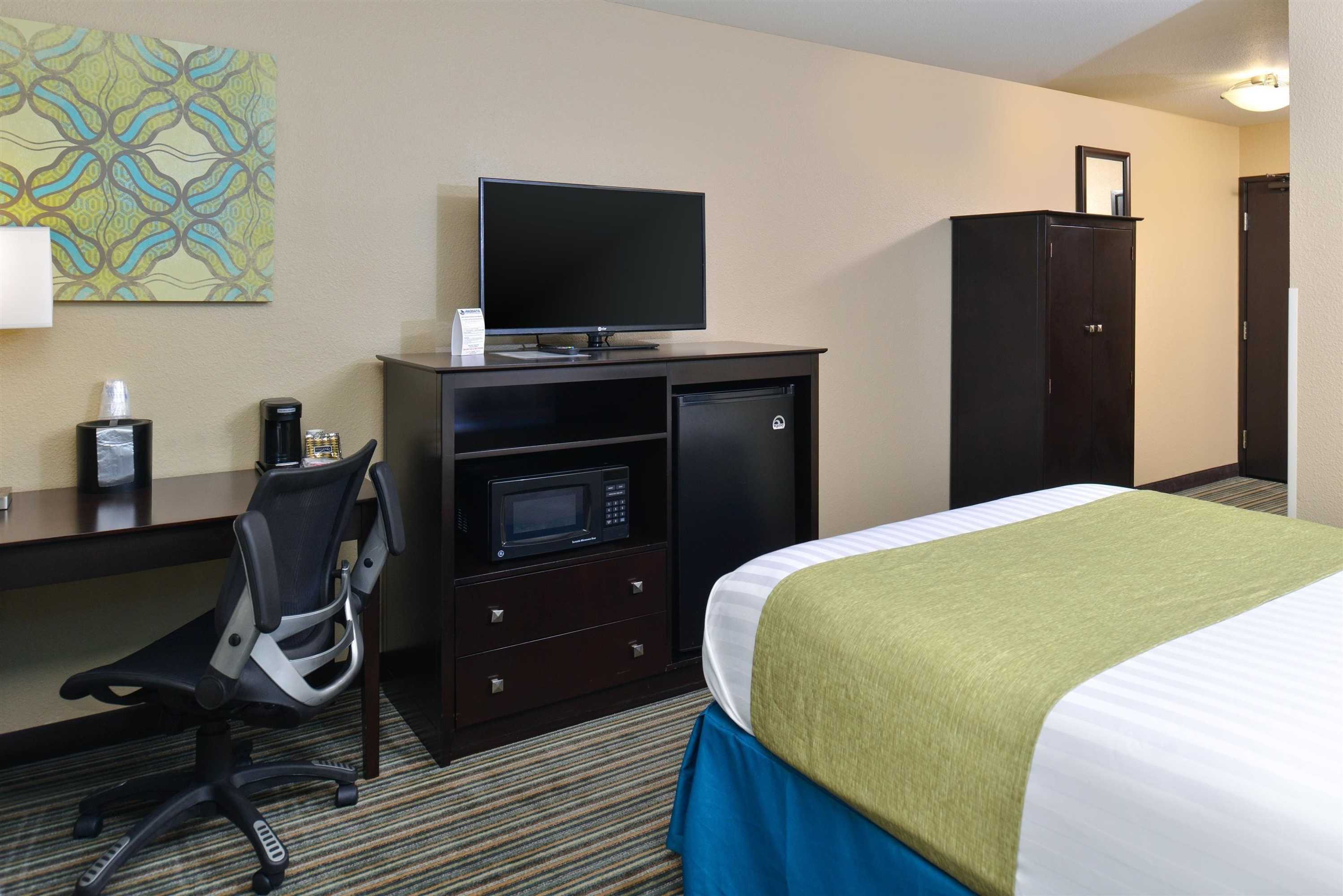 Gift card for Best Western Long Beach Inn Gift card for Best Western Long Beach Inn