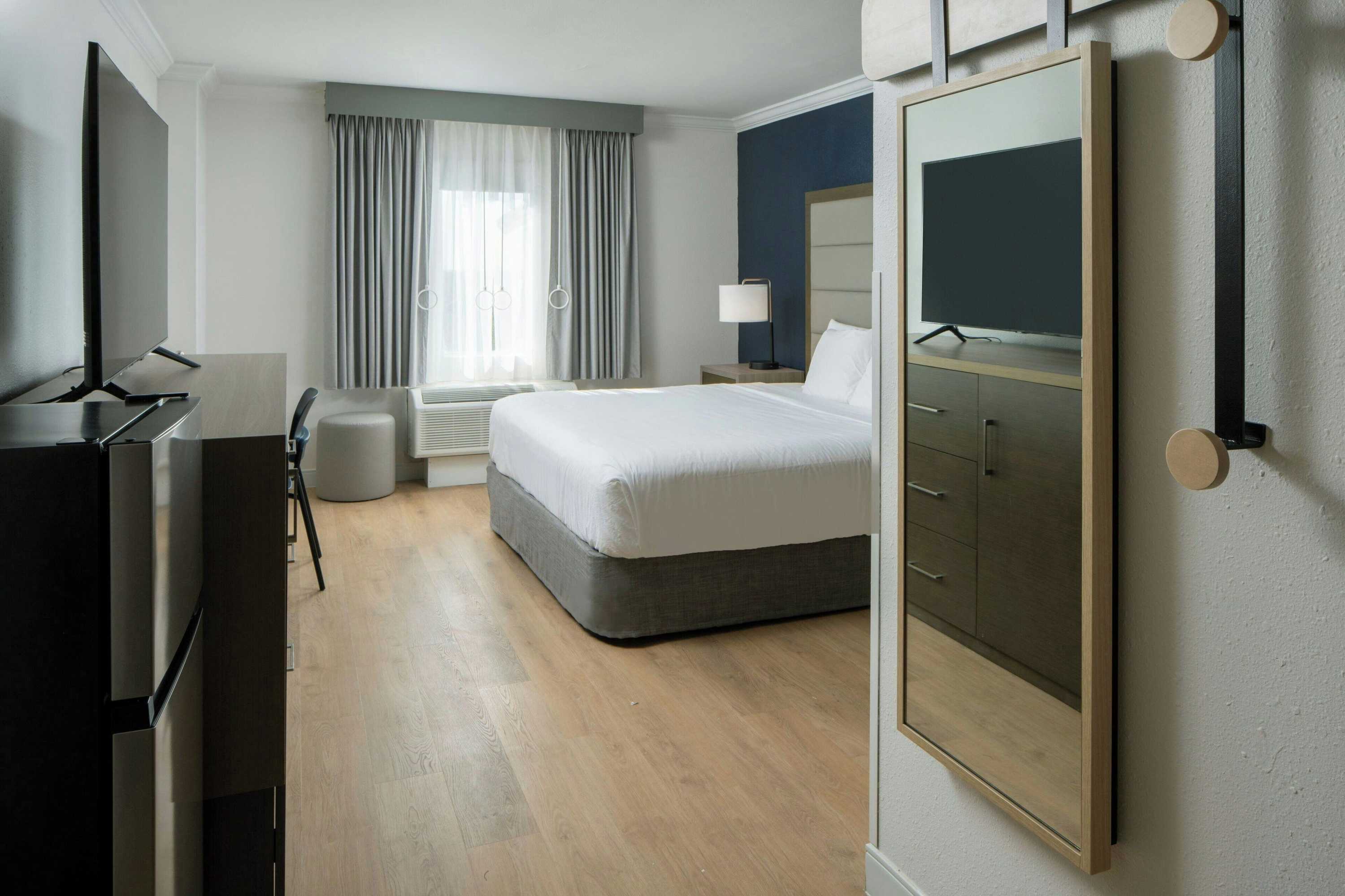 Gift card for City Express by Marriott New Orleans 1-10 Gift card for City Express by Marriott New Orleans 1-10