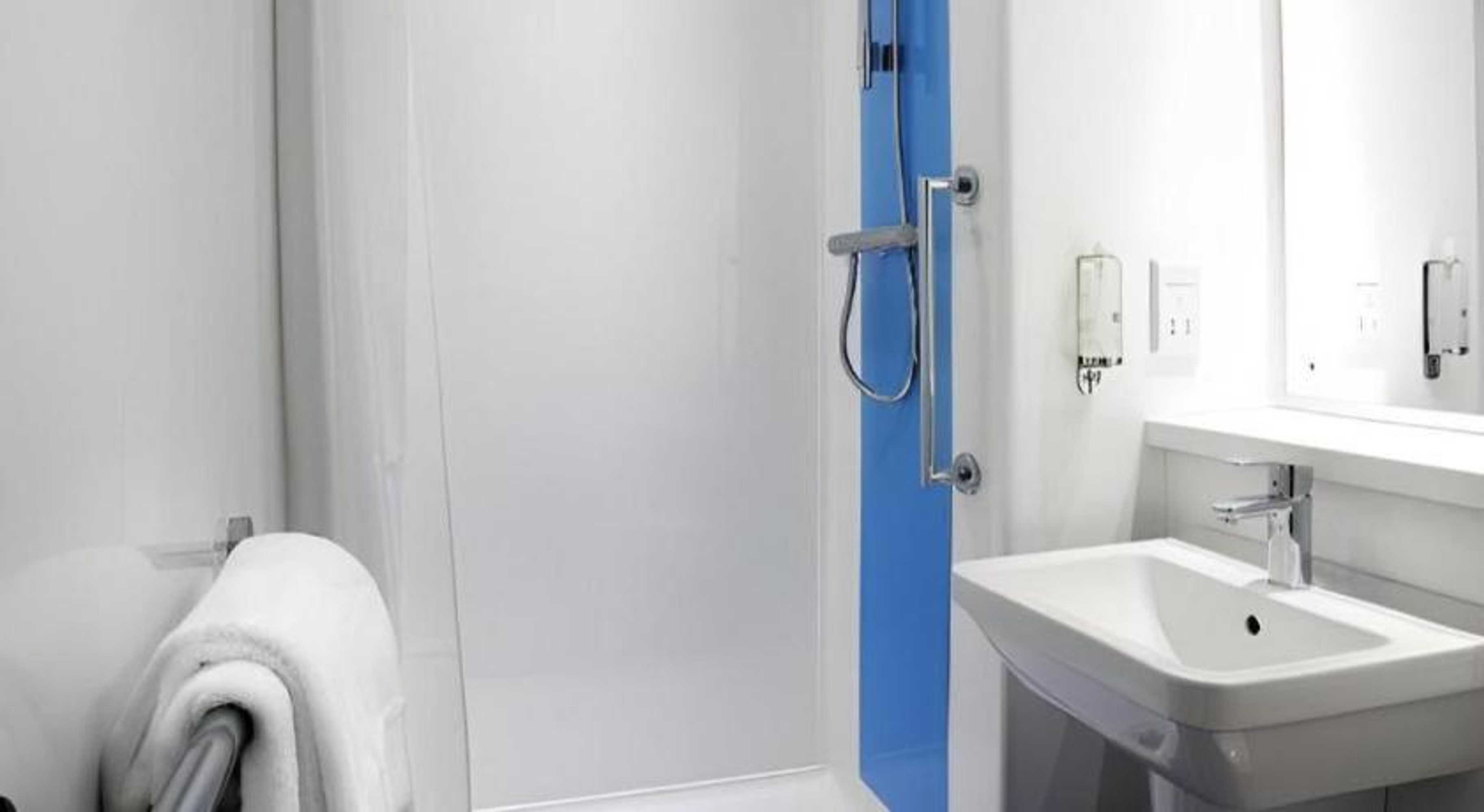 Gift card for Travelodge Newcastle Whitemare Pool