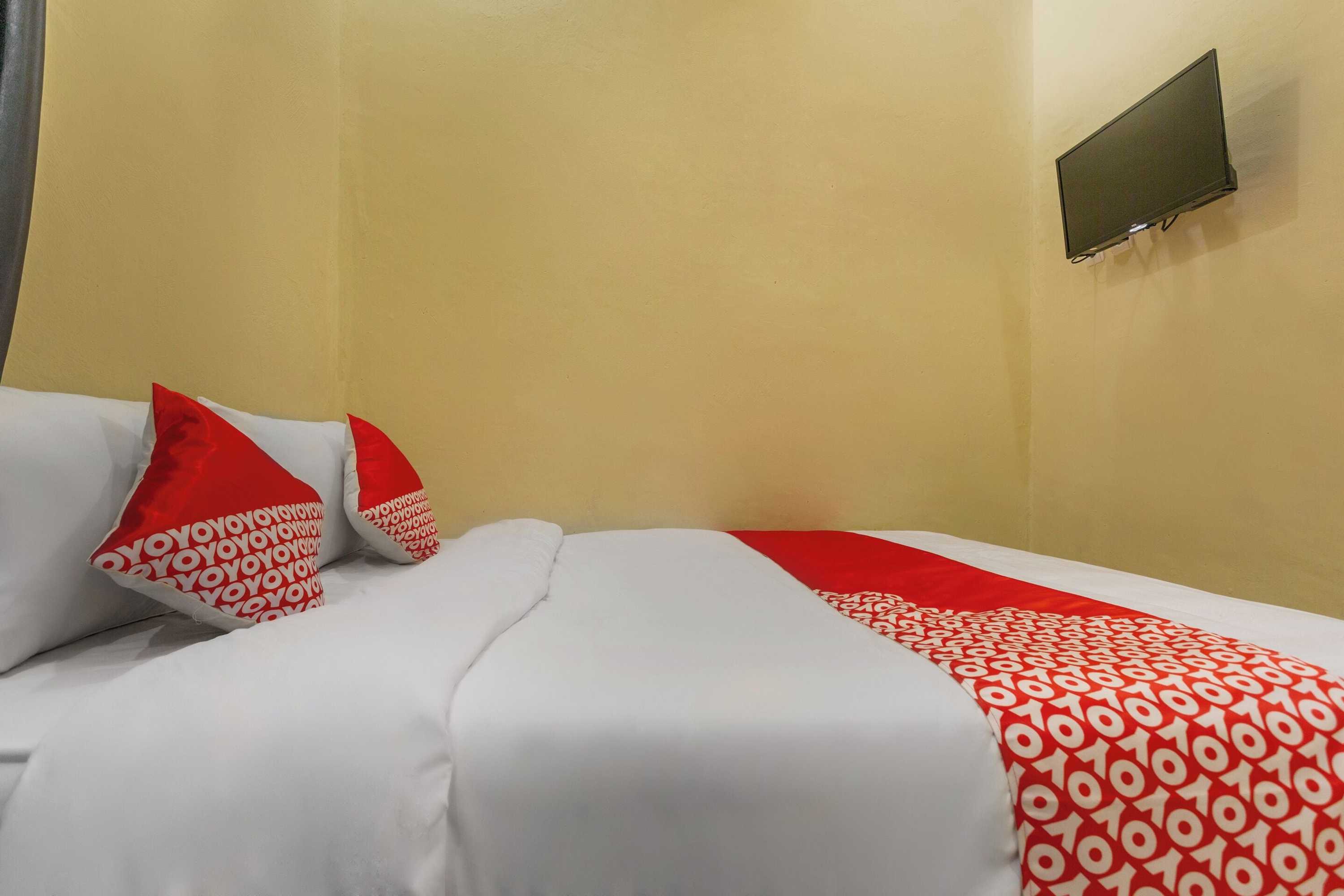Gift card for Oyo 2527 Hotel Triana Gift card for Oyo 2527 Hotel Triana
