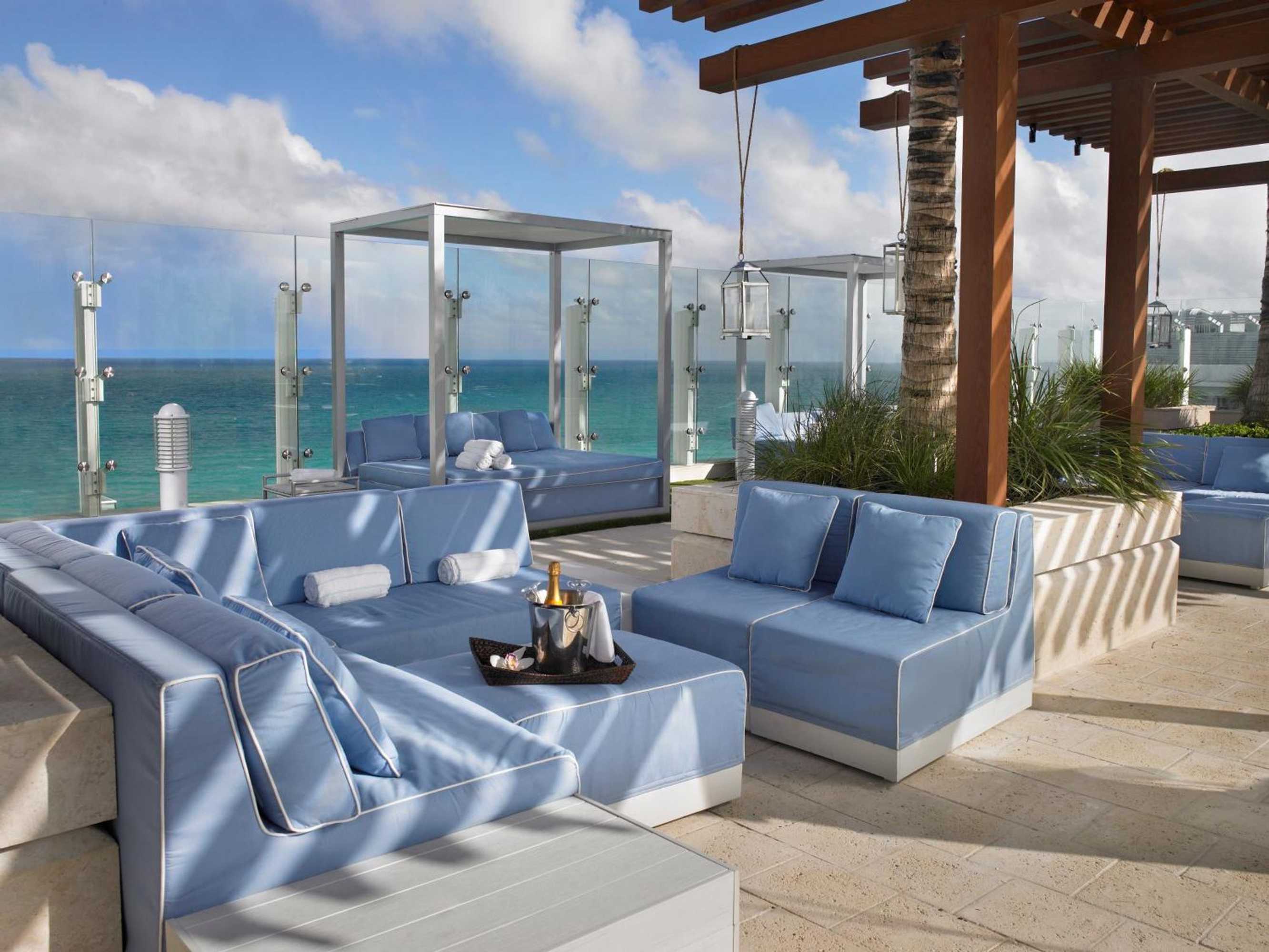 Gift card for Grand Beach Hotel Surfside