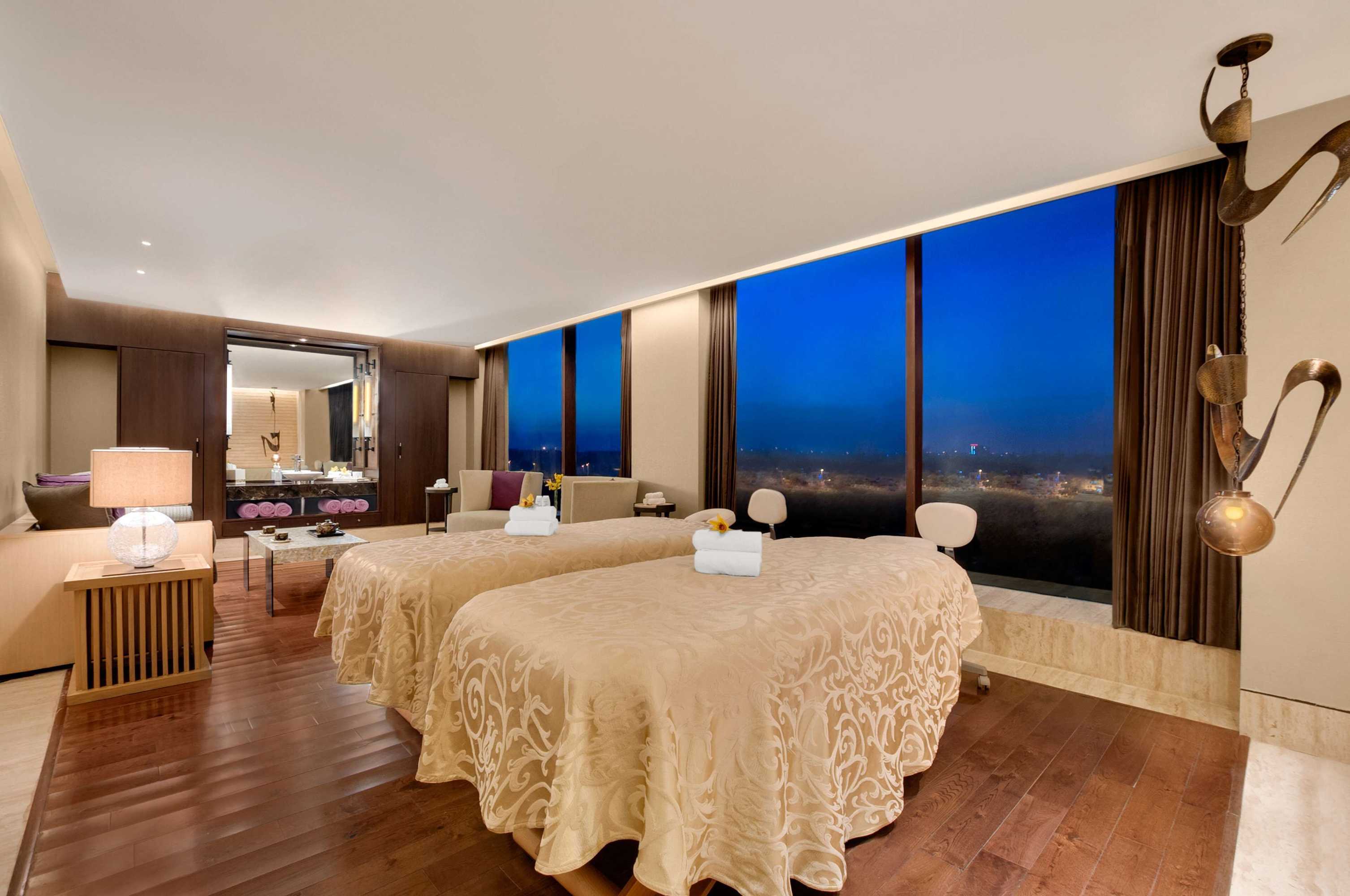 Gift card for The Leela Ambience Convention Hotel Delhi Gift card for The Leela Ambience Convention Hotel Delhi