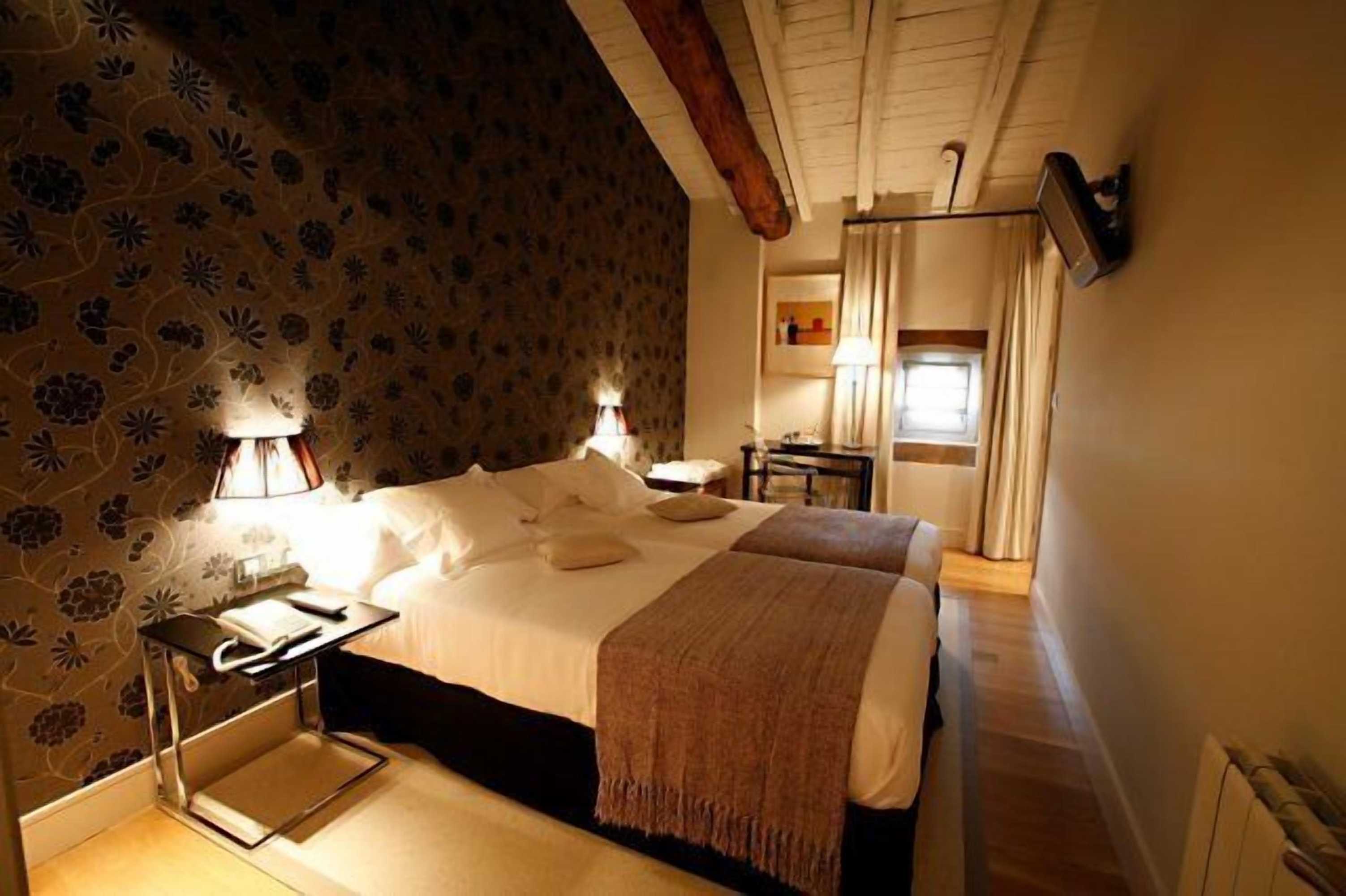 Gift card for Hotel Palacio Muñatones Gift card for Hotel Palacio Muñatones