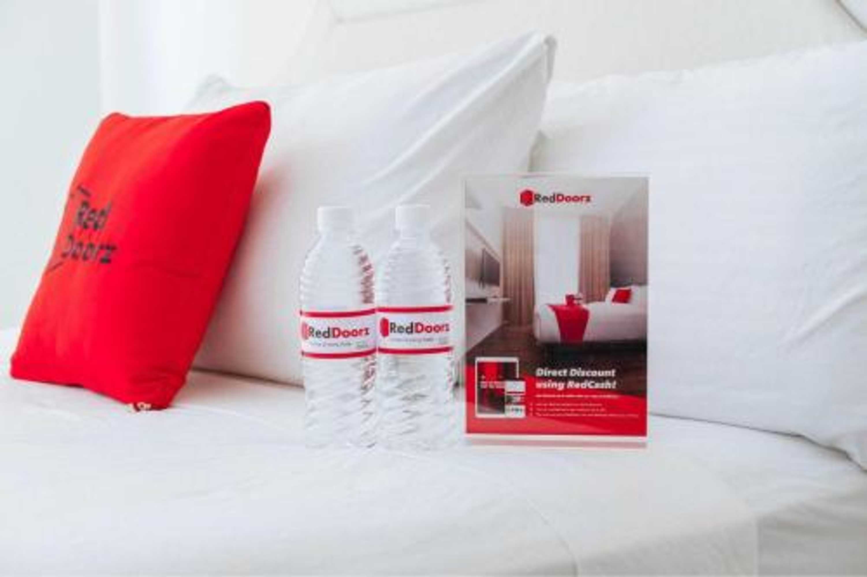Gift card for Reddoorz Near Politeknik Negeri Lampung Gift card for Reddoorz Near Politeknik Negeri Lampung