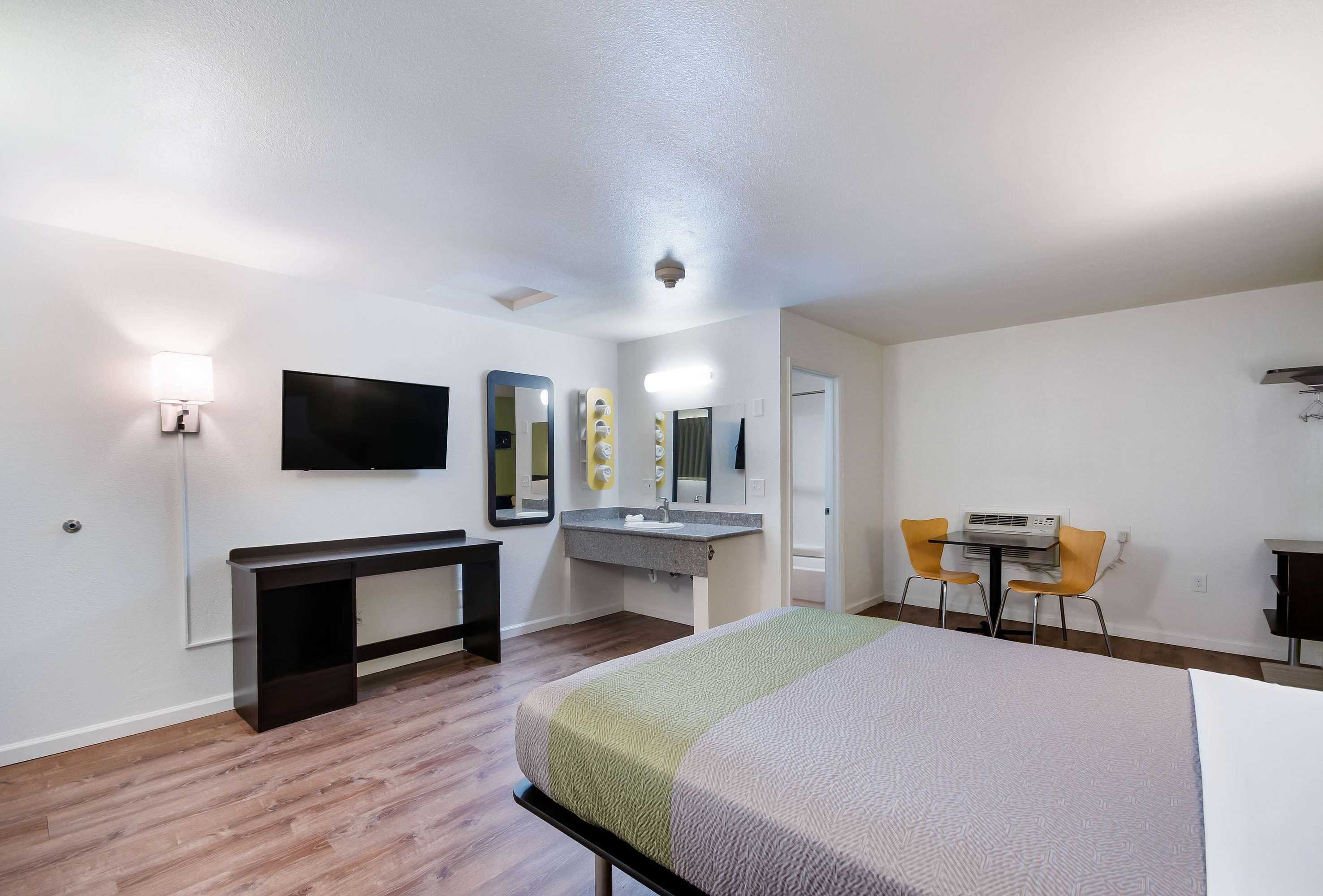 Gift card for Motel 6 Burlington, WA