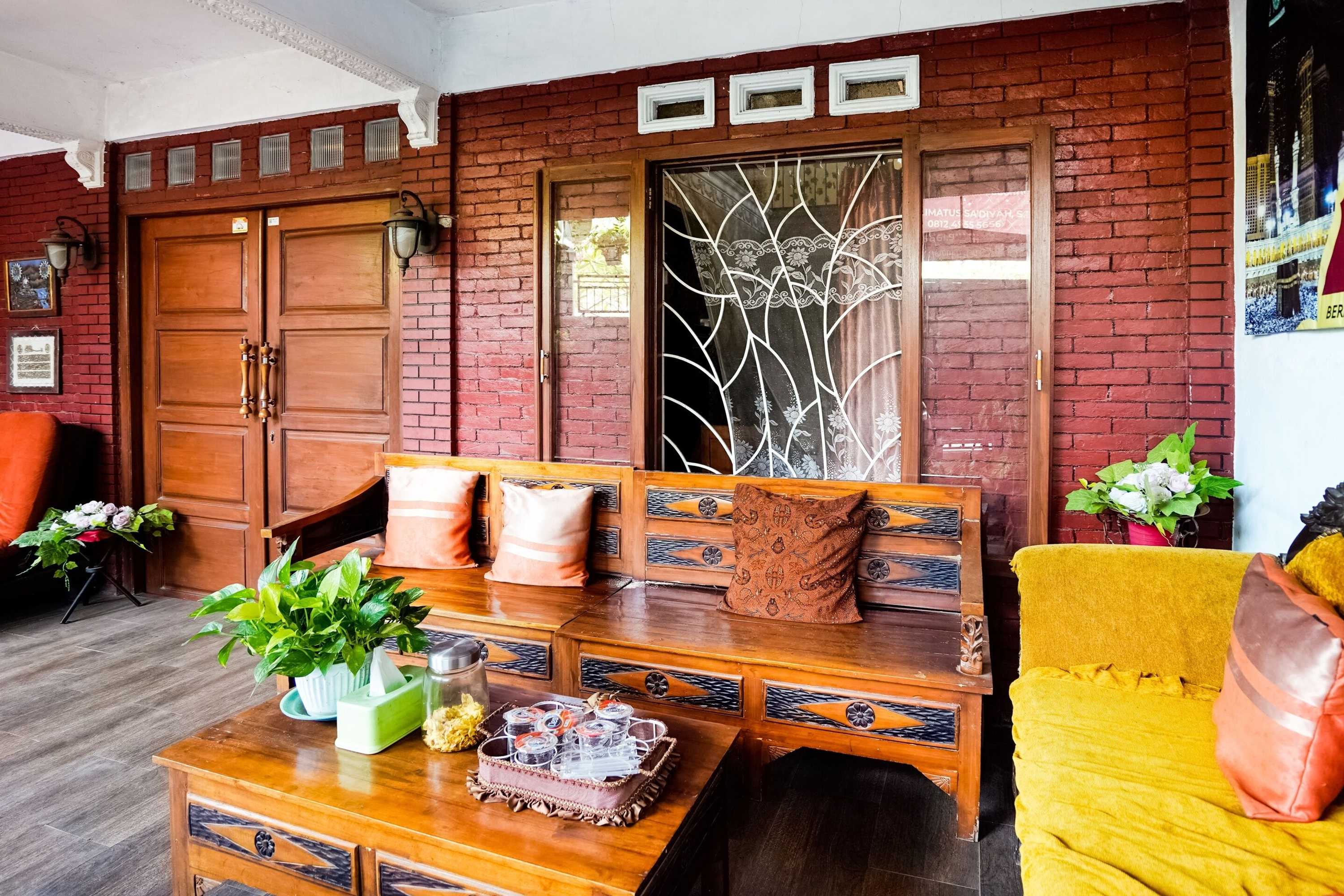 Gift card for Oyo 91827 Tutus Homestay Syariah