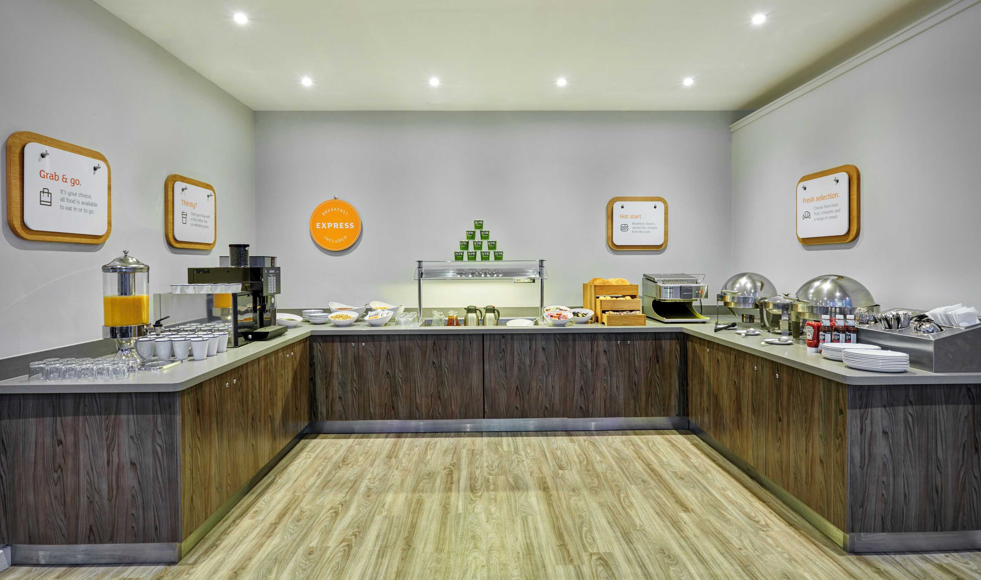 Gift card for Holiday Inn Express Grimsby by Ihg Gift card for Holiday Inn Express Grimsby by Ihg