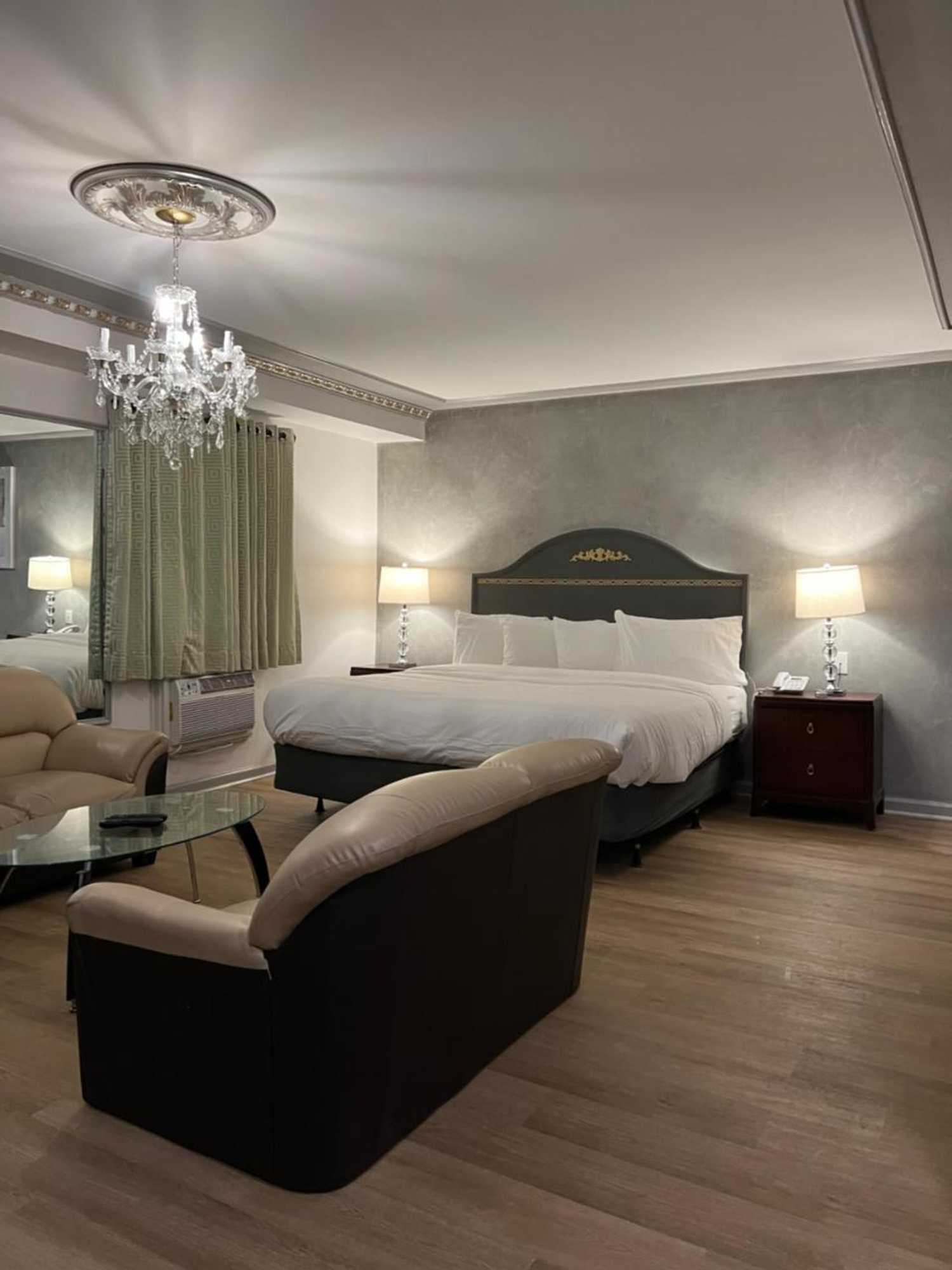 Gift card for Chateau Suites