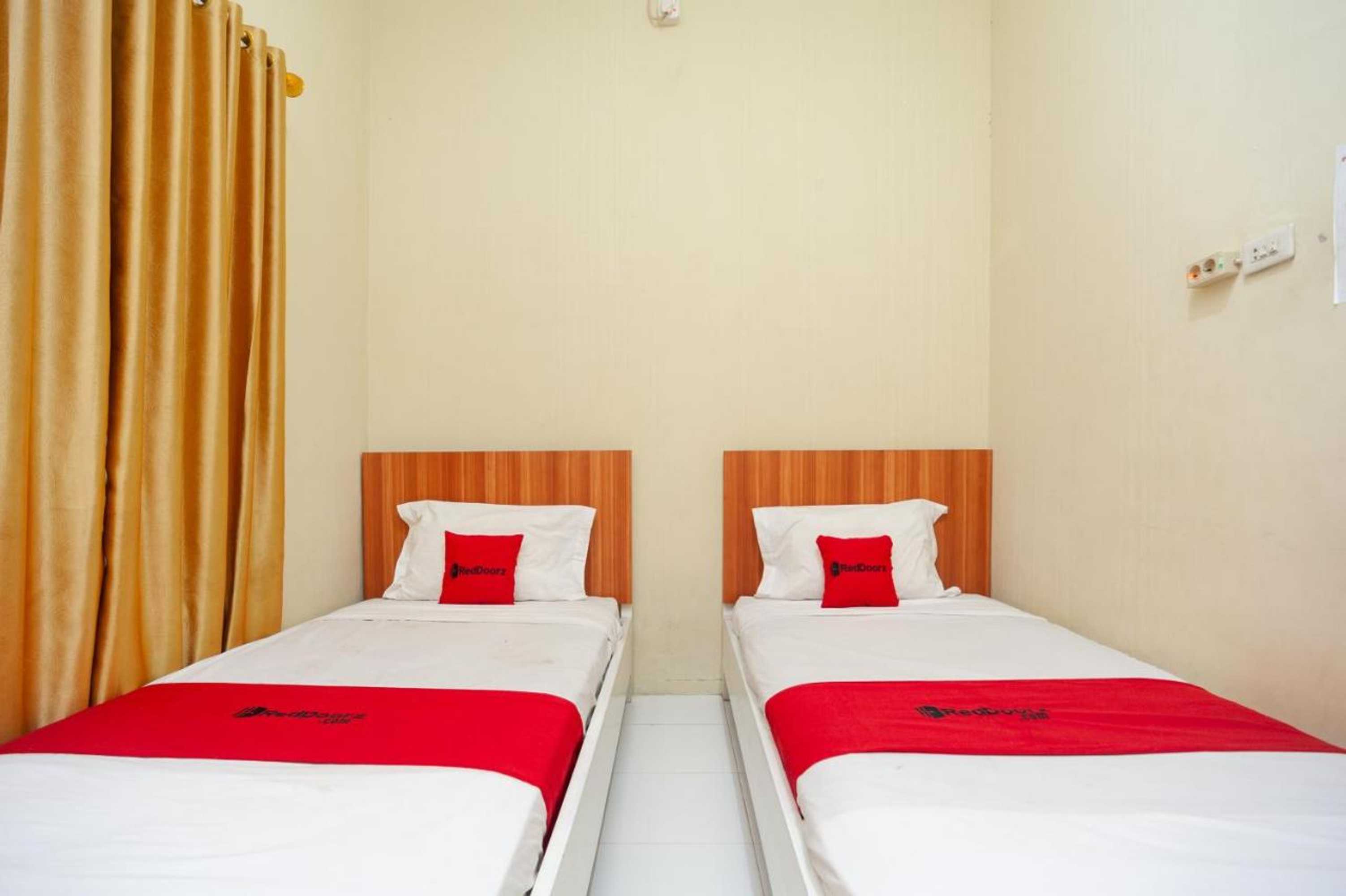 Gift card for Reddoorz Near Universitas Muhammadiyah Pringsewu Gift card for Reddoorz Near Universitas Muhammadiyah Pringsewu
