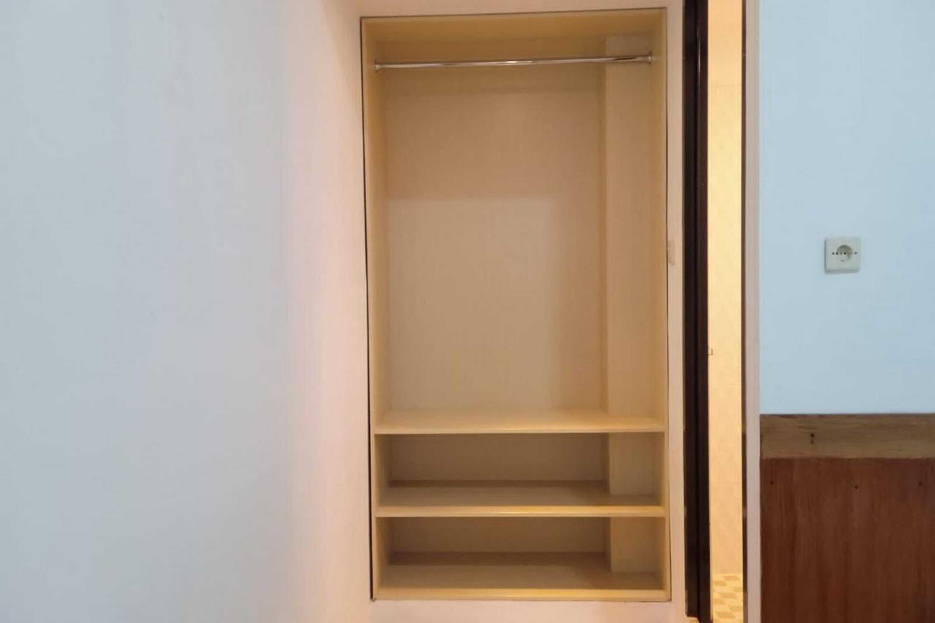 Gift card for Gorland Hostel Near Gor Satria Purwokerto Mitra Reddoorz Gift card for Gorland Hostel Near Gor Satria Purwokerto Mitra Reddoorz