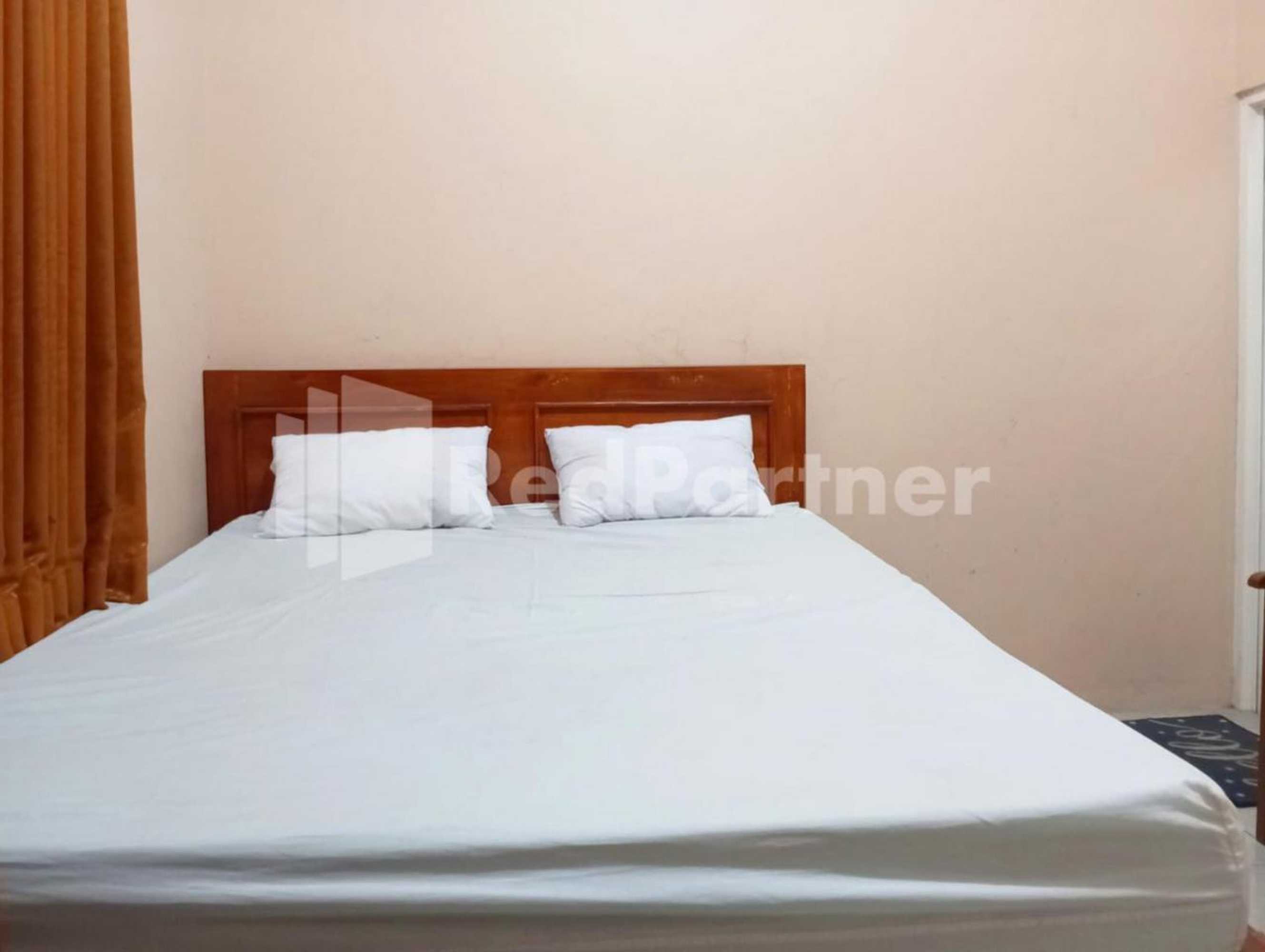 Gift card for Isa Homestay Kudus Mitra Reddoorz