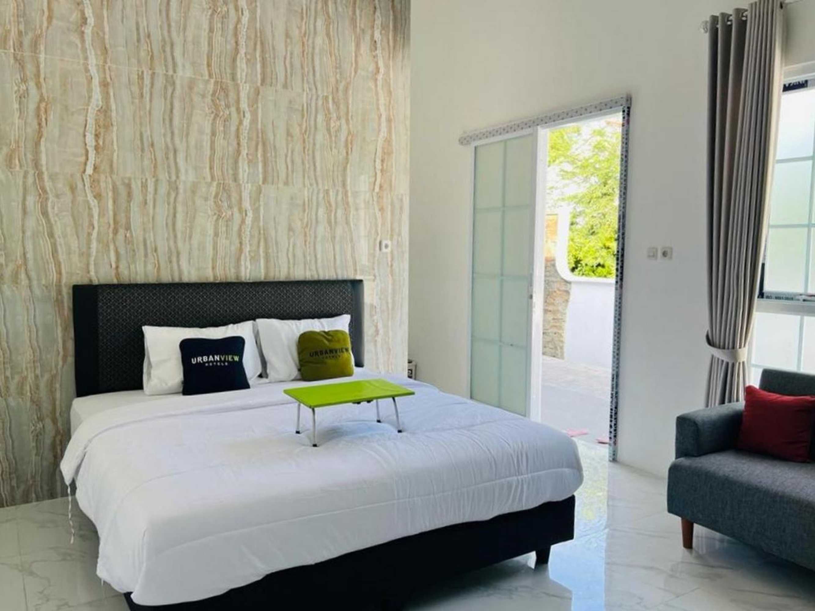 Gift card for Urbanview Hotel Nimara Ngawi by Reddoorz