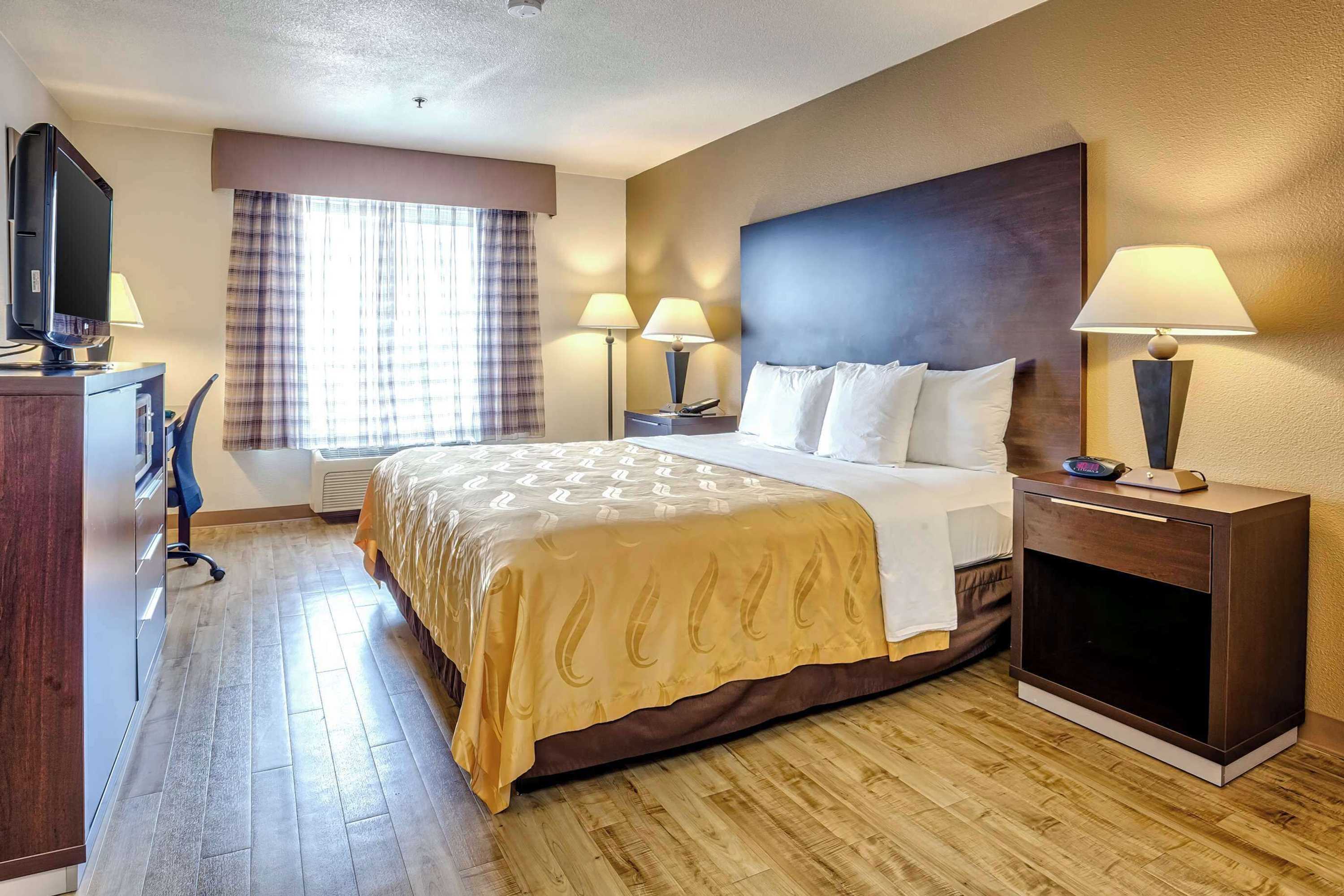 Gift card for Quality Inn Near Six Flags Discovery Kingdom - Napa Valley Gift card for Quality Inn Near Six Flags Discovery Kingdom - Napa Valley