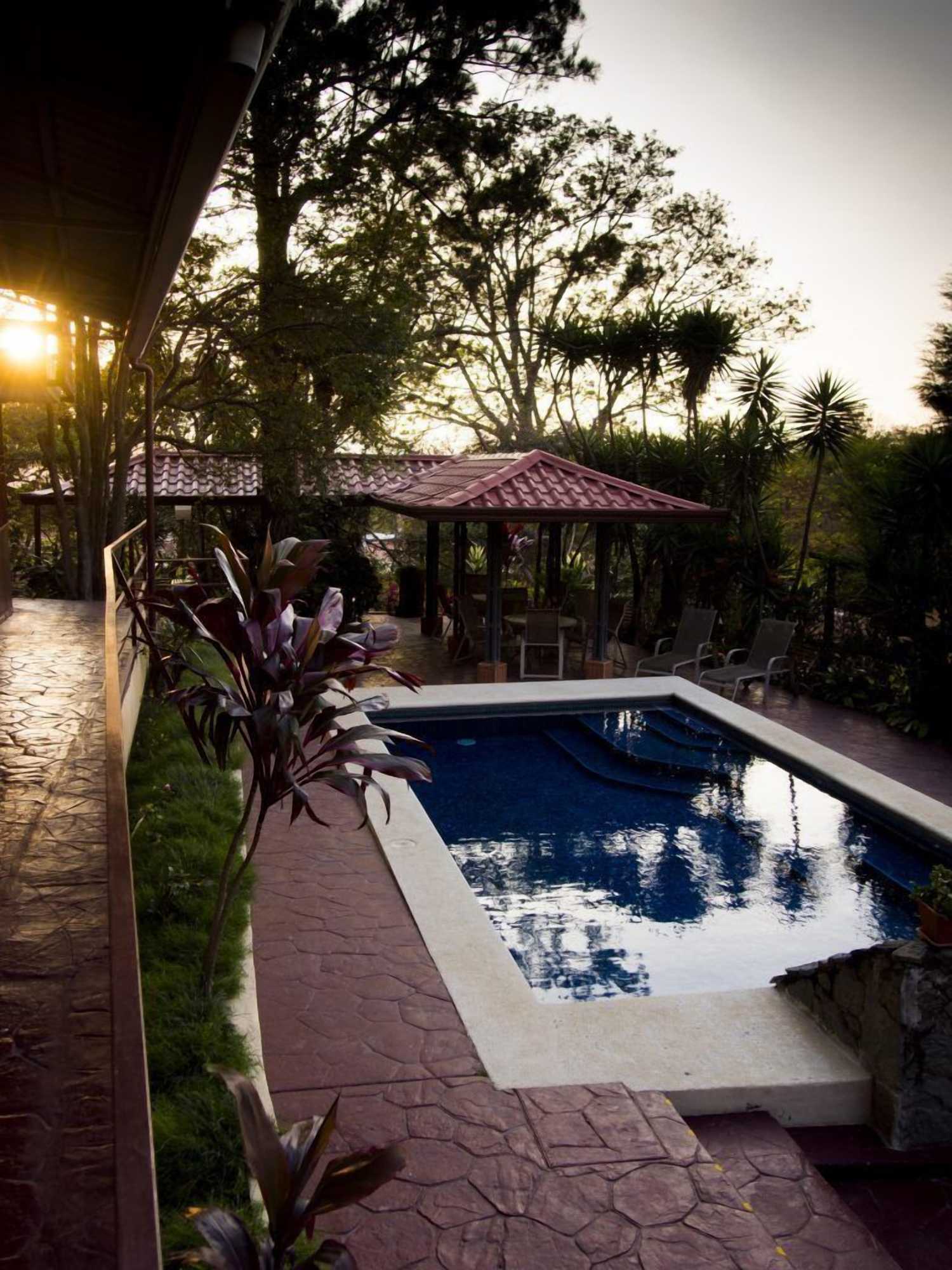 Gift card for Las Cumbres Inn Gift card for Las Cumbres Inn