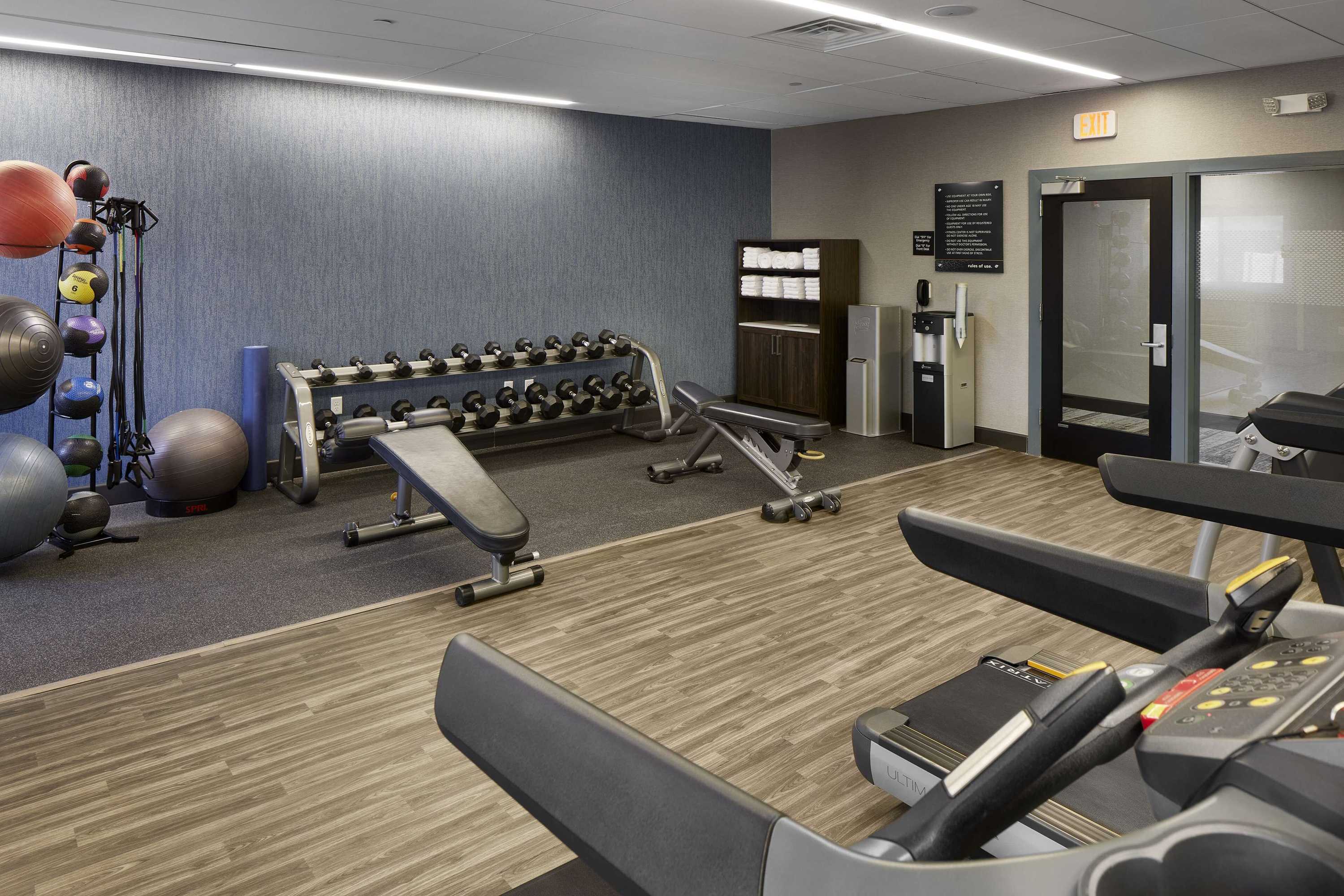 Gift card for Hampton Inn Newark Airport Gift card for Hampton Inn Newark Airport