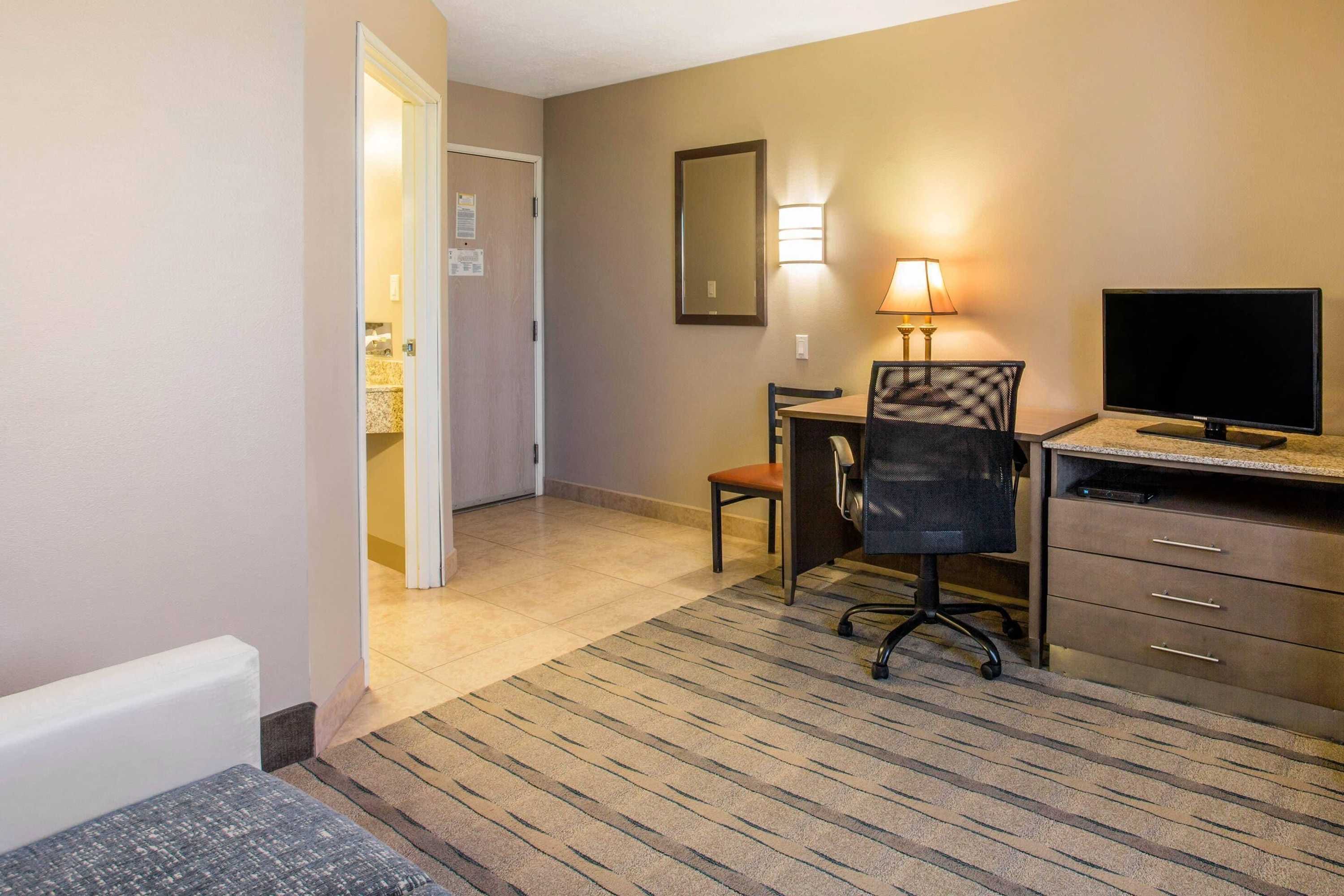 Gift card for Quality Inn Moriarty