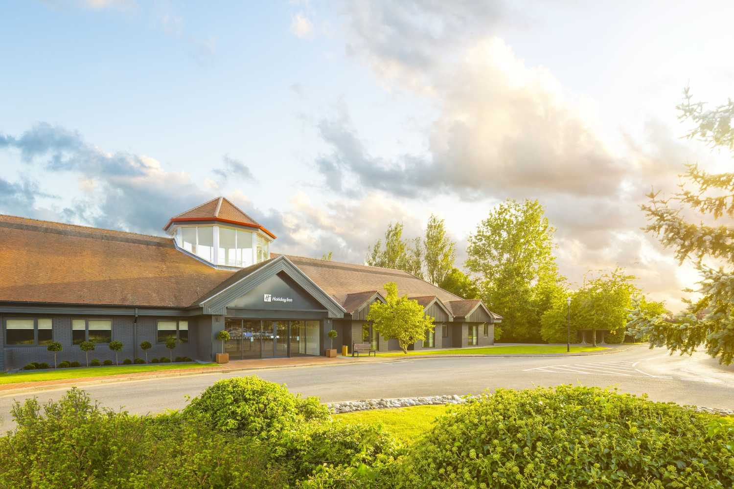 Gift card for Holiday Inn Aylesbury by Ihg Gift card for Holiday Inn Aylesbury by Ihg