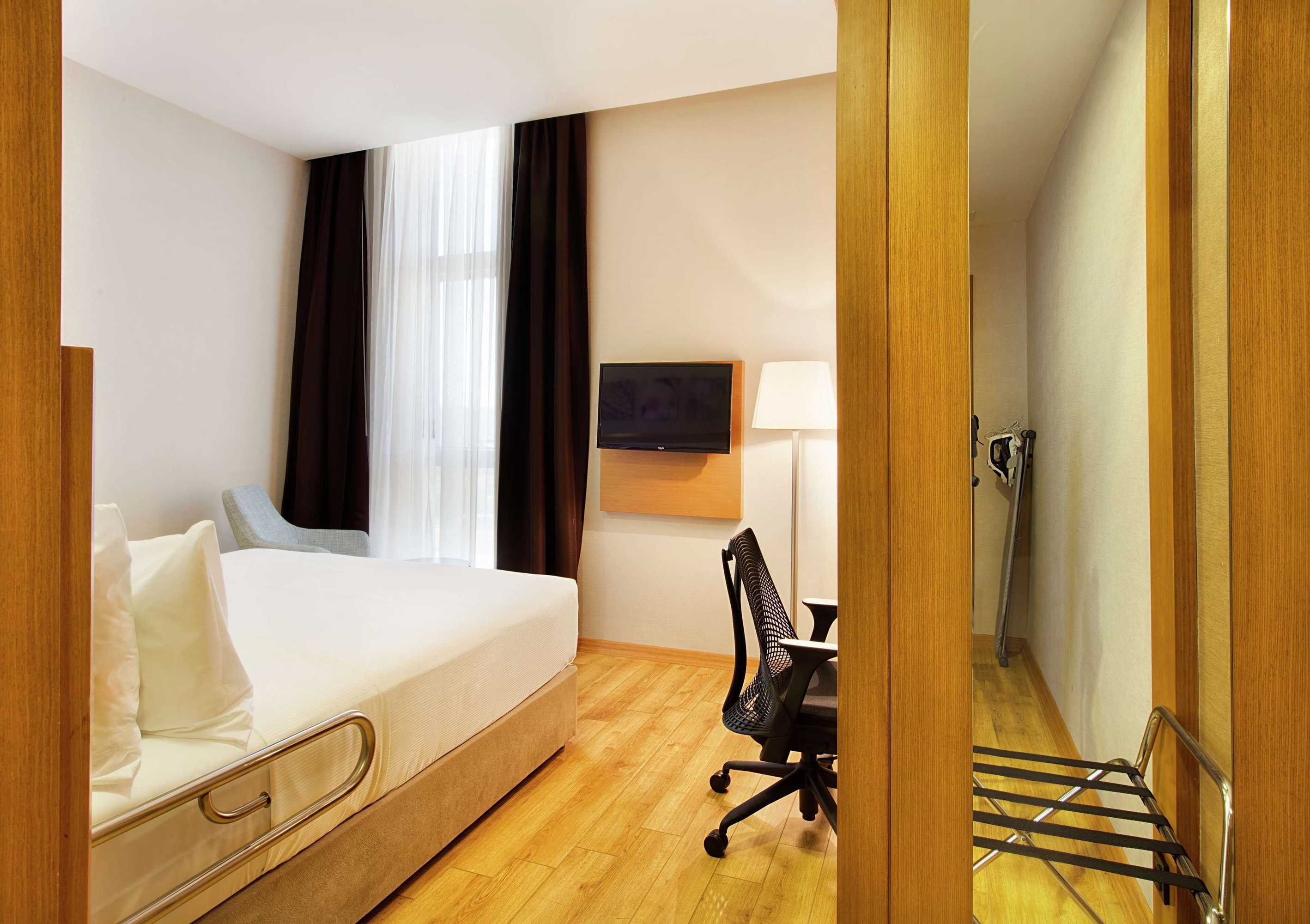 Gift card for Hilton Garden Inn Kocaeli Sekerpinar Gift card for Hilton Garden Inn Kocaeli Sekerpinar