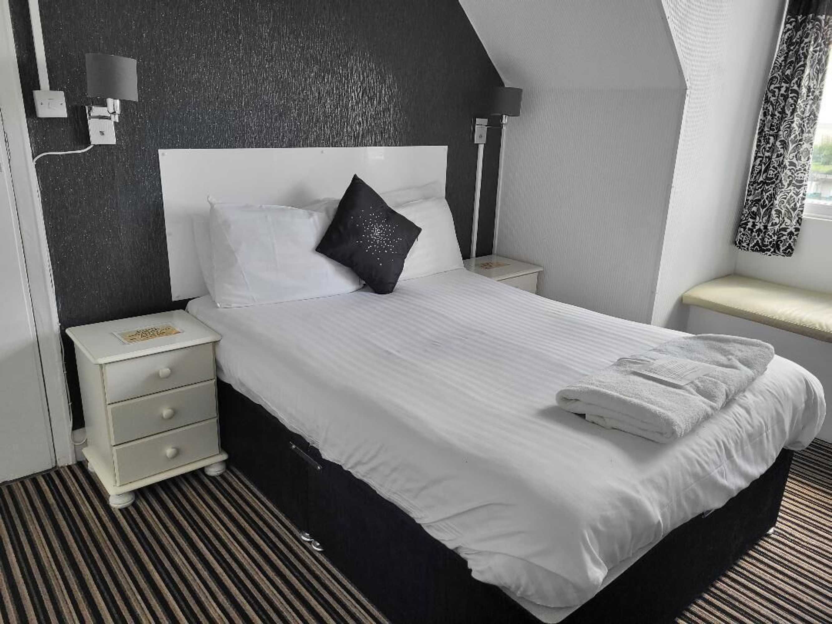 Gift card for North Parade Seafront Accommodation Gift card for North Parade Seafront Accommodation