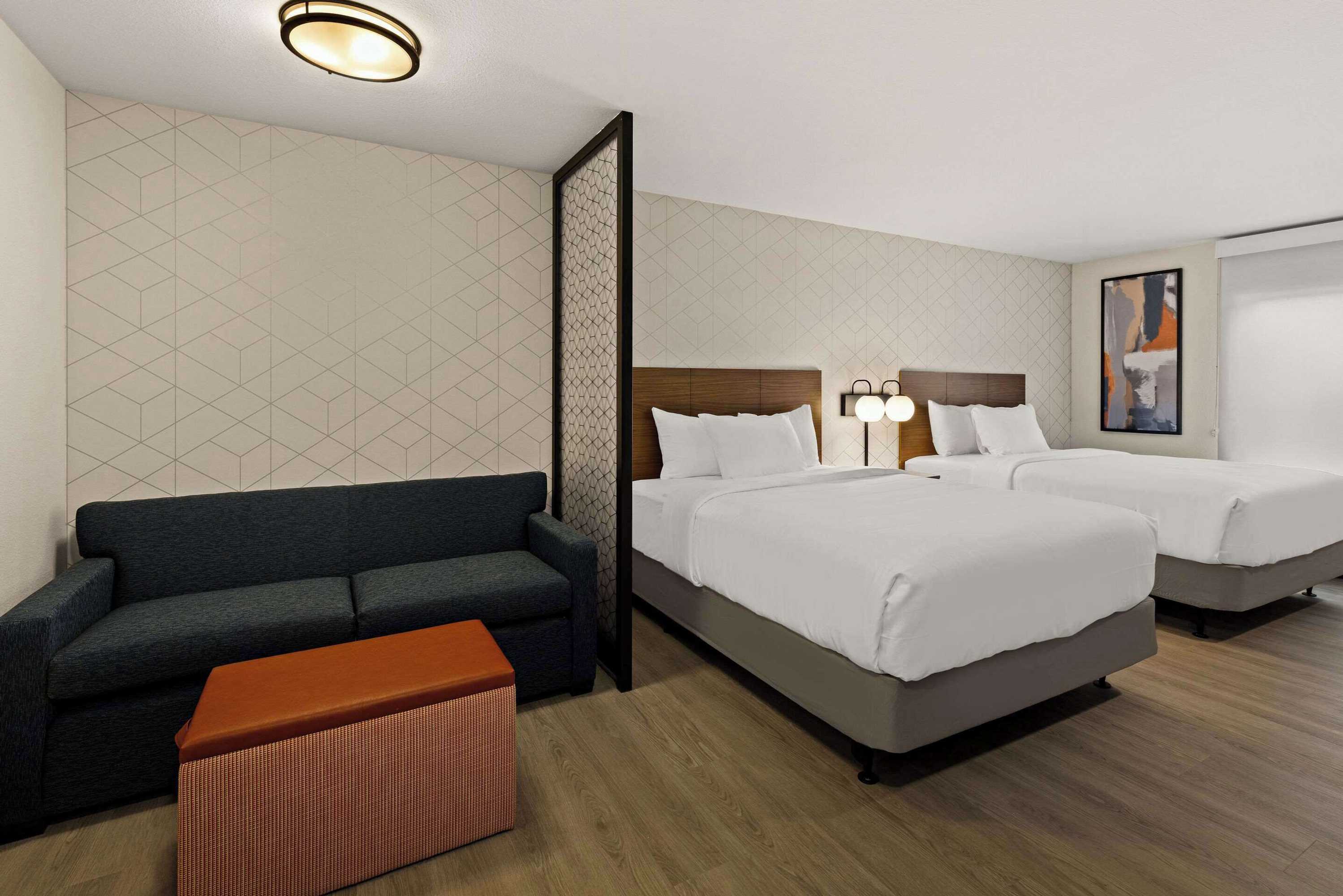 Gift card for Everhome Suites Atlanta Newnan Gift card for Everhome Suites Atlanta Newnan