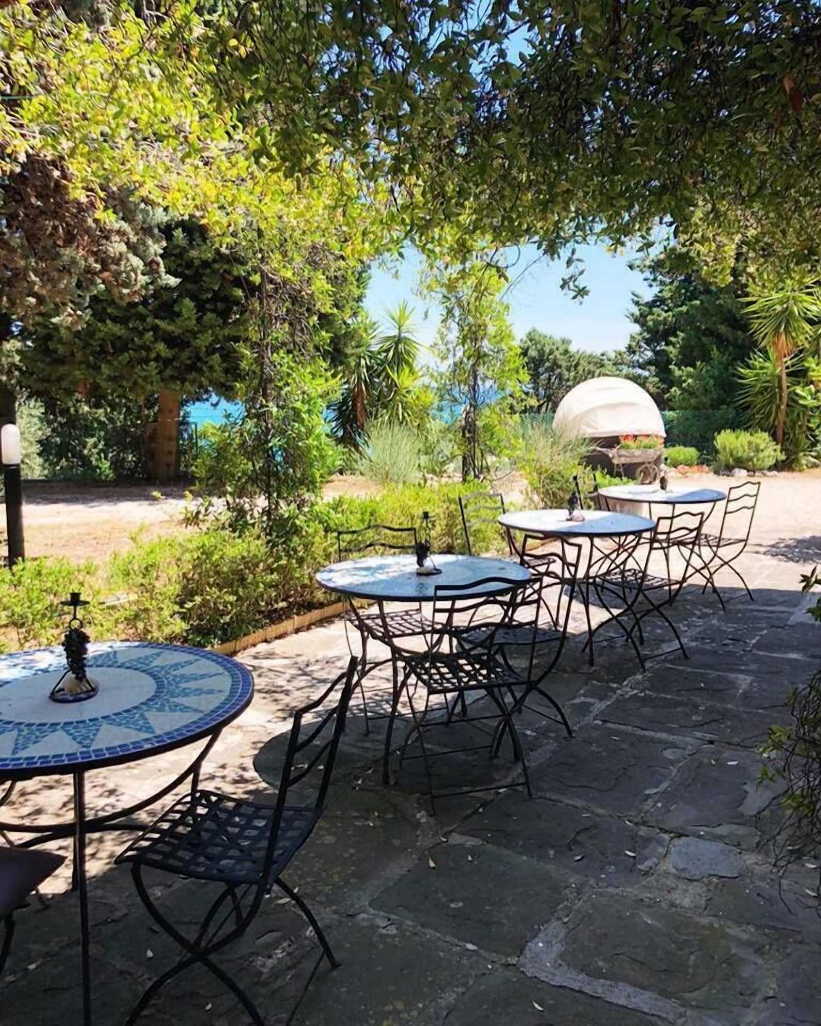 Gift card for Le Due Palme Sirolo B&b Gift card for Le Due Palme Sirolo B&b