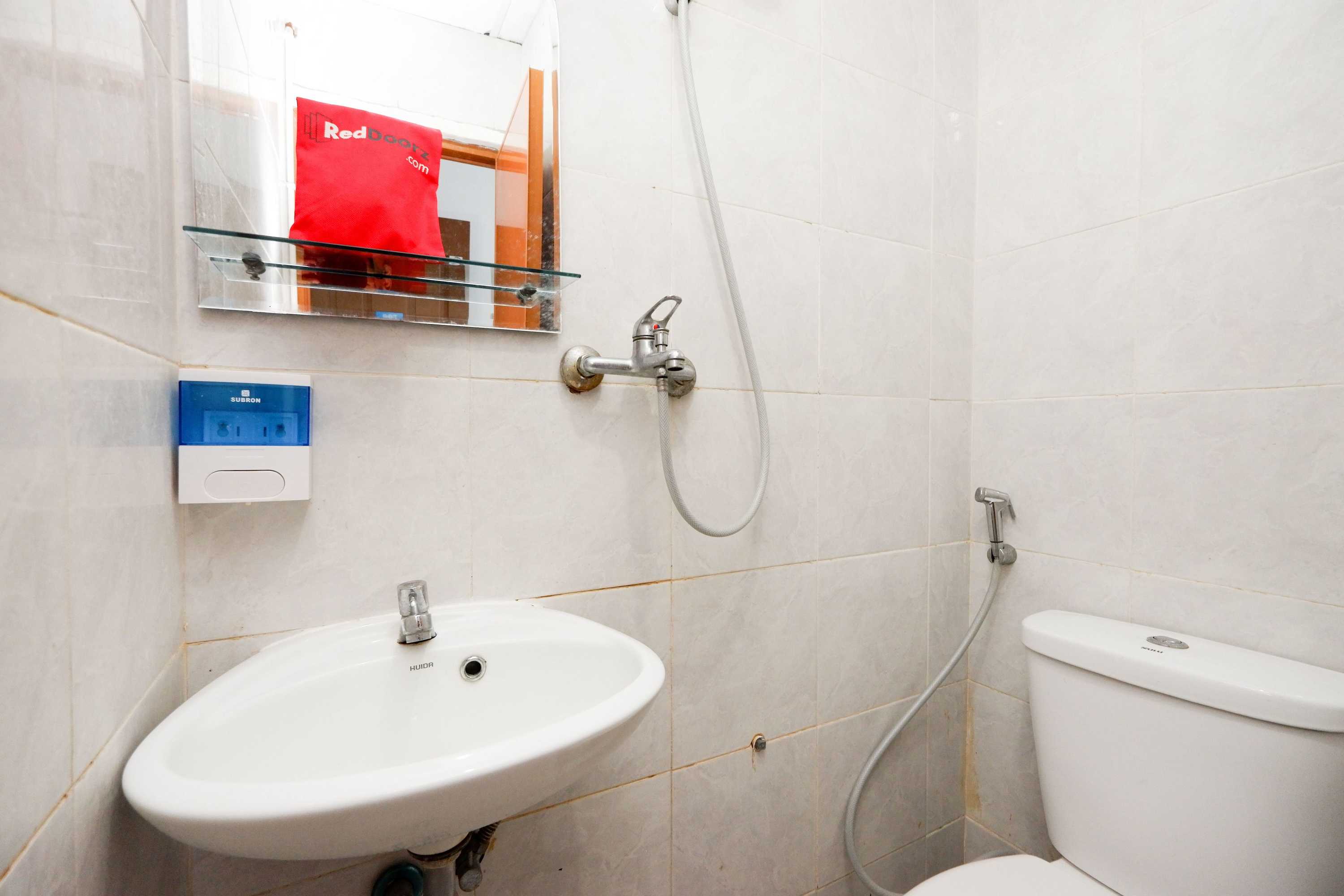 Gift card for Reddoorz Near Kota Lama Semarang