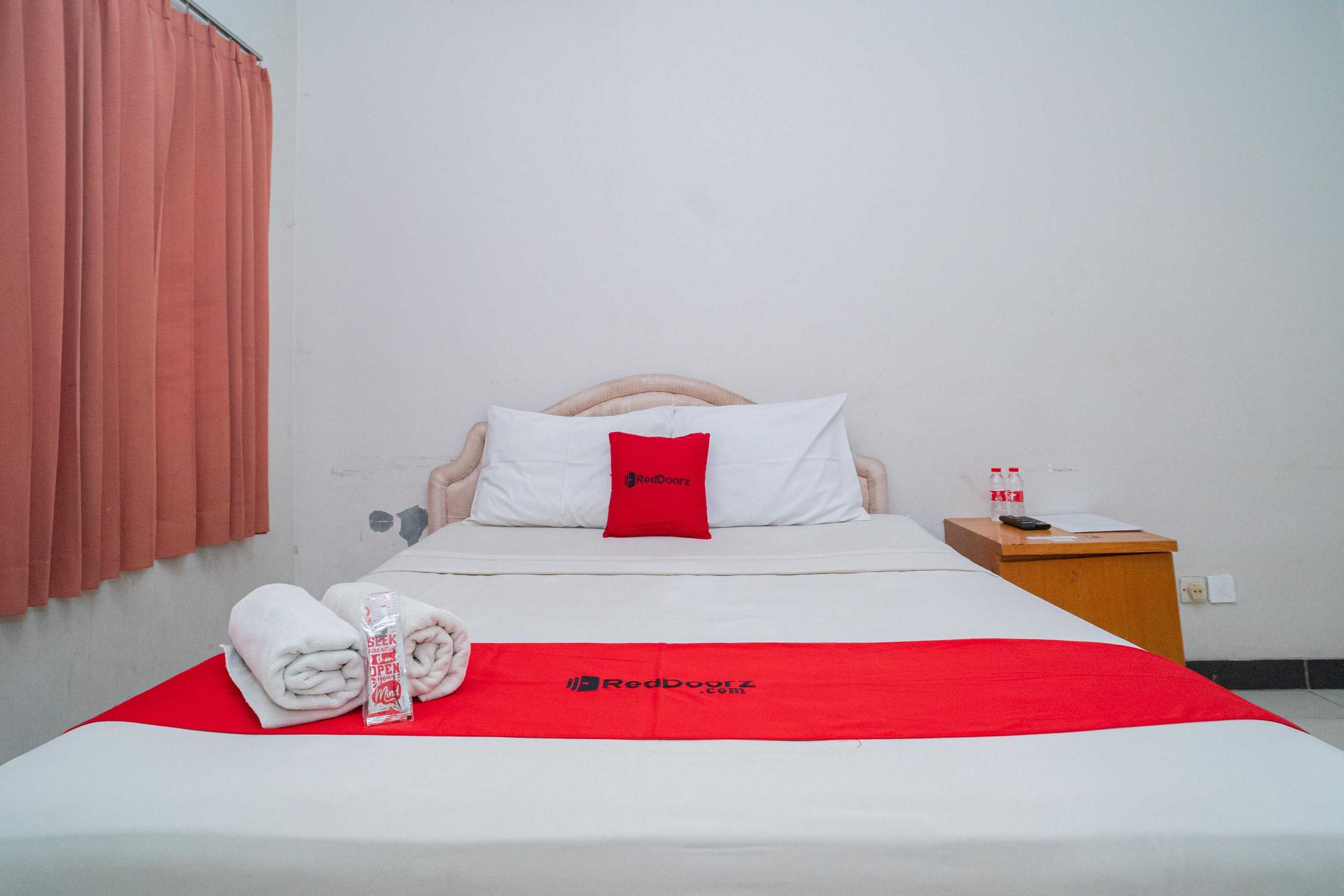Gift card for Reddoorz Near Rumah Sakit Baptis Kediri Gift card for Reddoorz Near Rumah Sakit Baptis Kediri