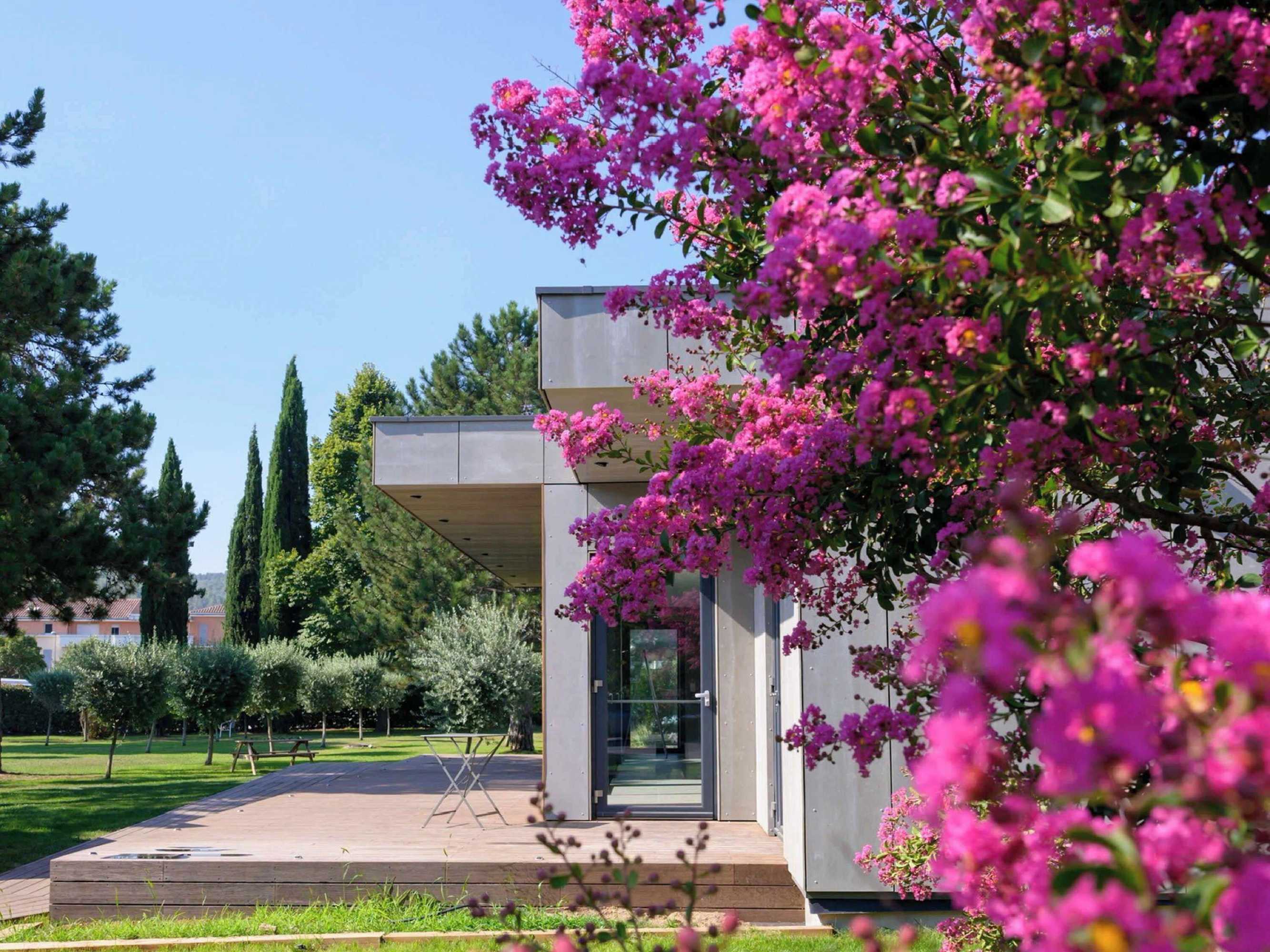 Gift card for Ibis Aix en Provence Hotel Gift card for Ibis Aix en Provence Hotel