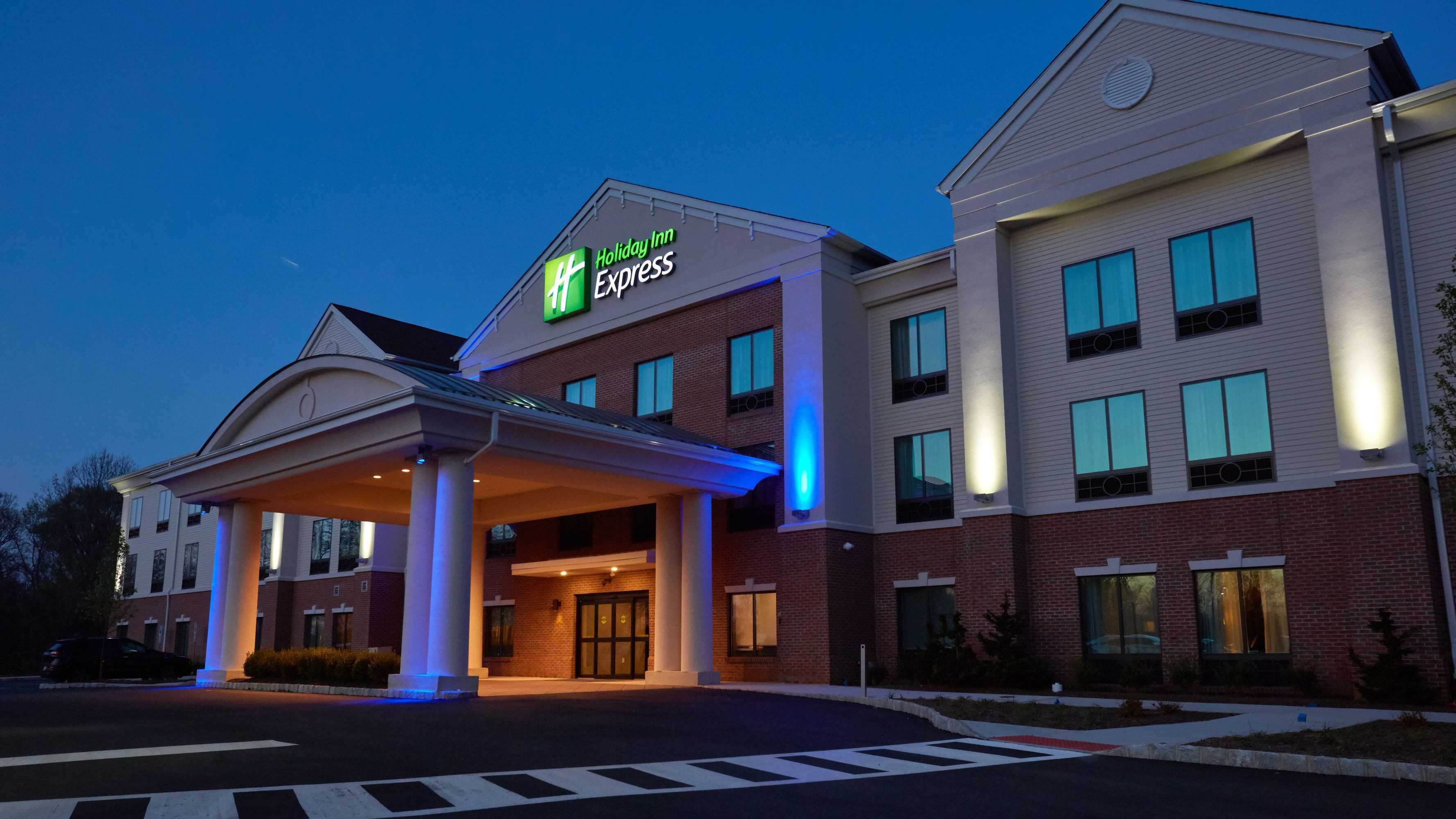 Gift card for Holiday Inn Express Bordentown - Trenton South by Ihg Gift card for Holiday Inn Express Bordentown - Trenton South by Ihg