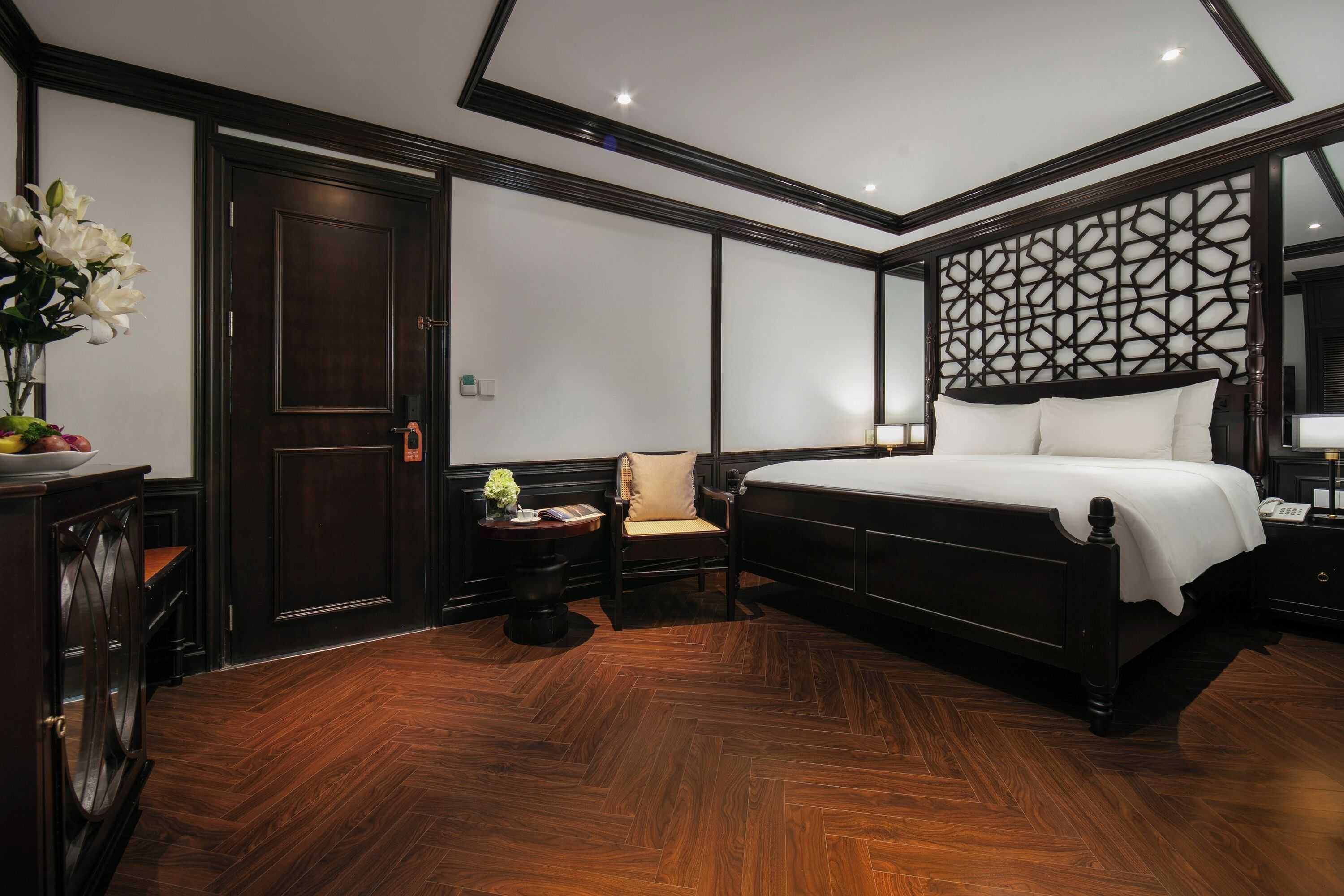 Gift card for May De Ville Crown Hotel & Spa Gift card for May De Ville Crown Hotel & Spa