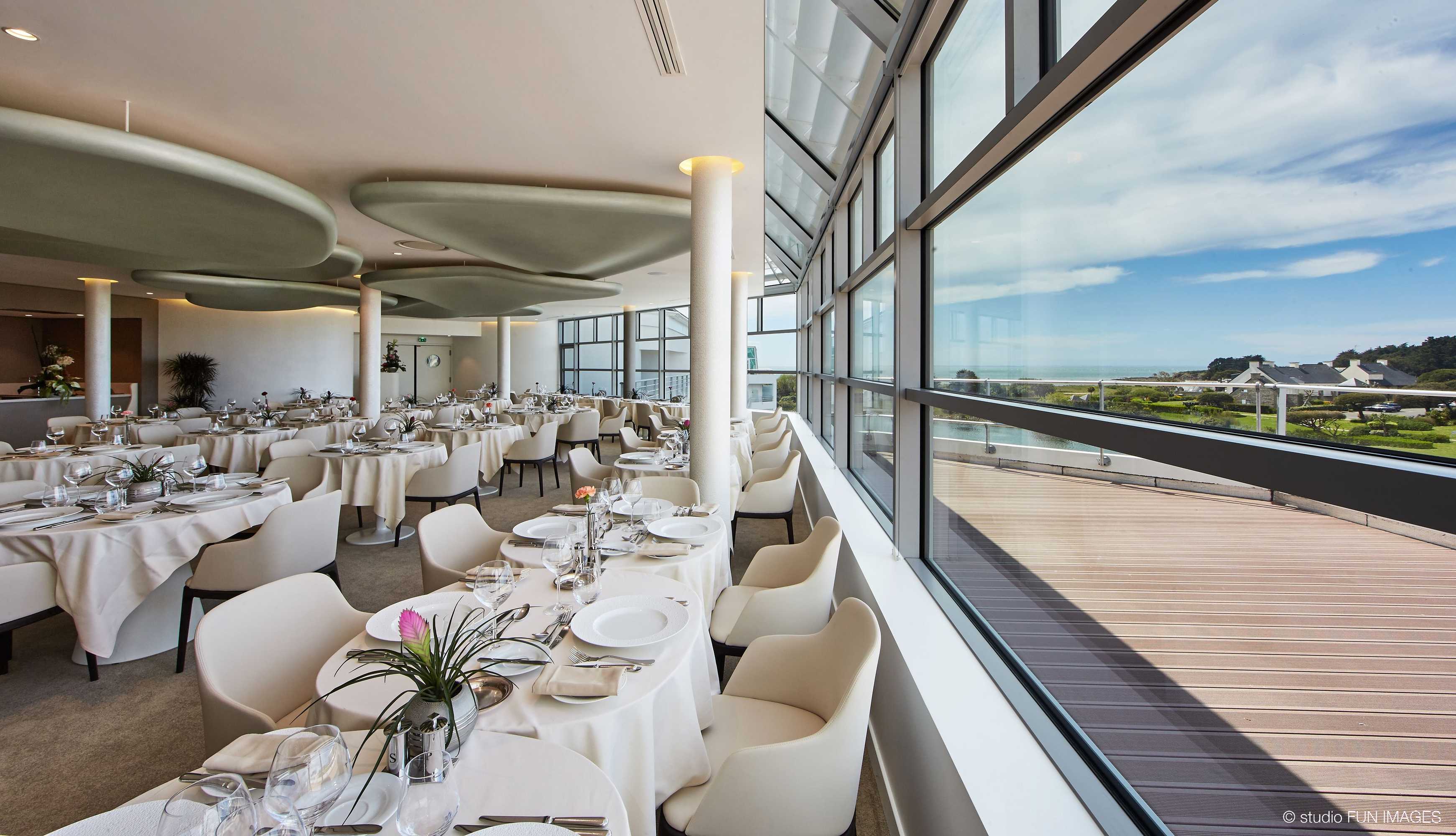 Gift card for Miramar La Cigale Hotel Thalasso & Spa - Arzon Gift card for Miramar La Cigale Hotel Thalasso & Spa - Arzon