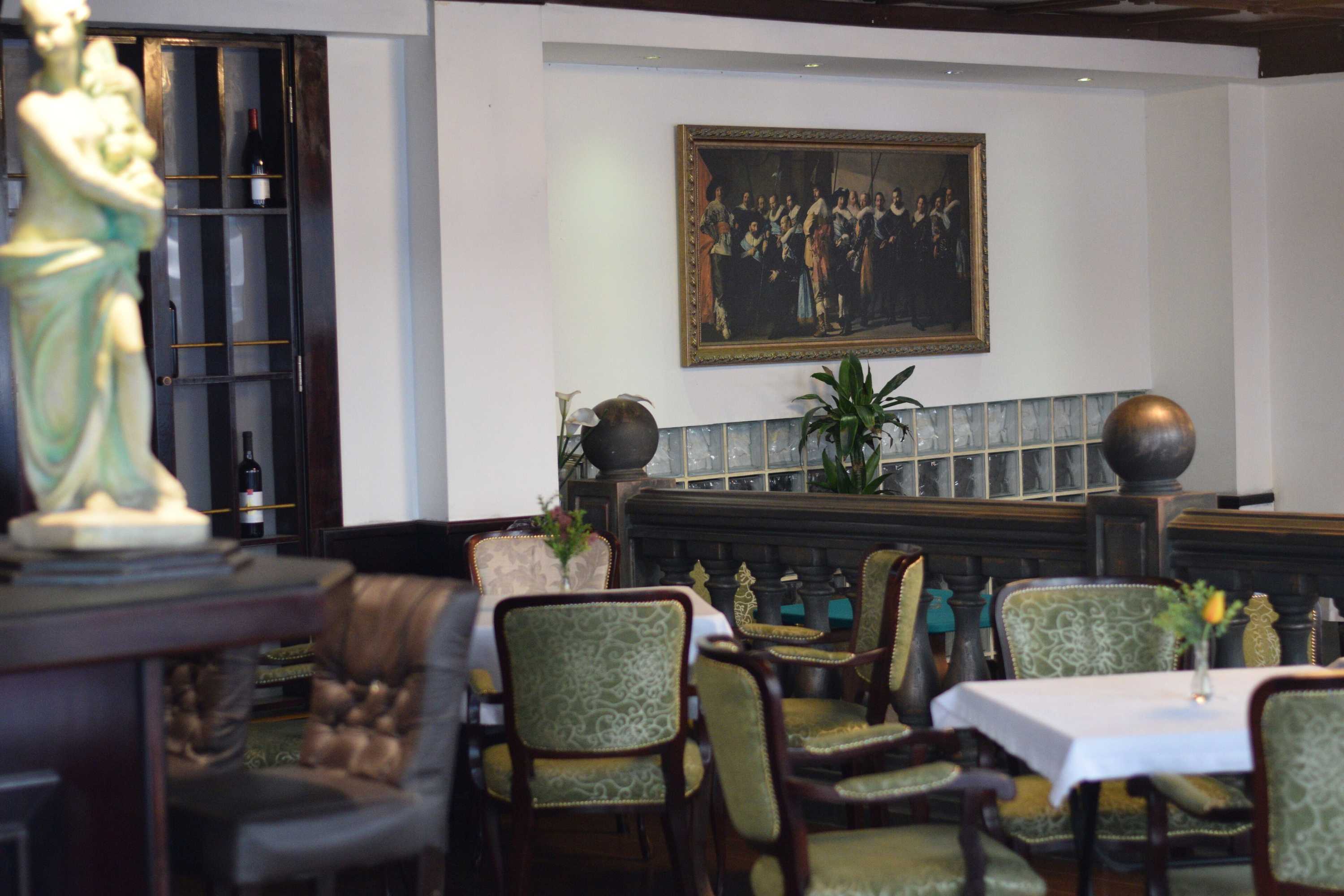 Gift card for Queen's Astoria Design Hotel