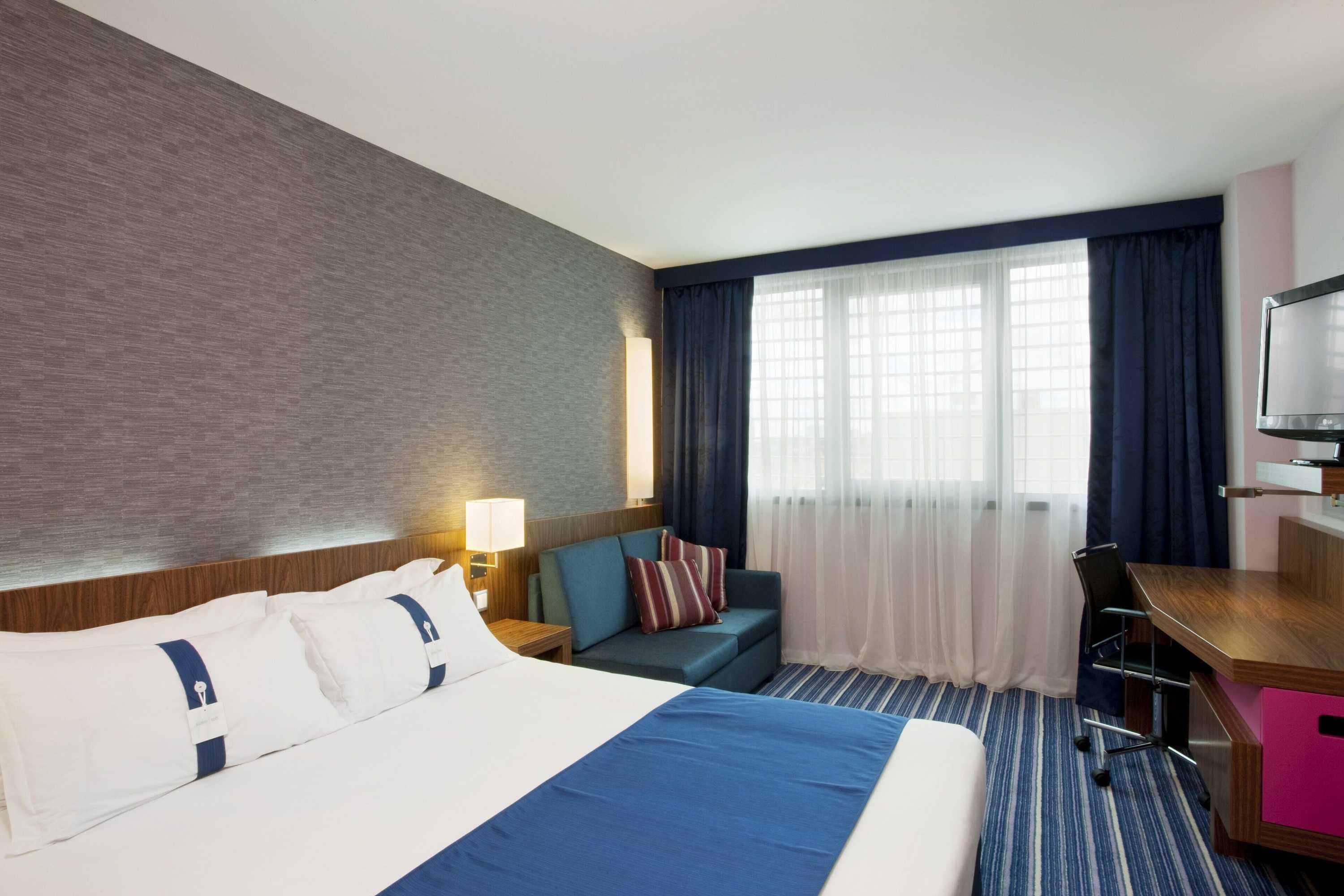 Gift card for Holiday Inn Express Lisbon Airport by Ihg