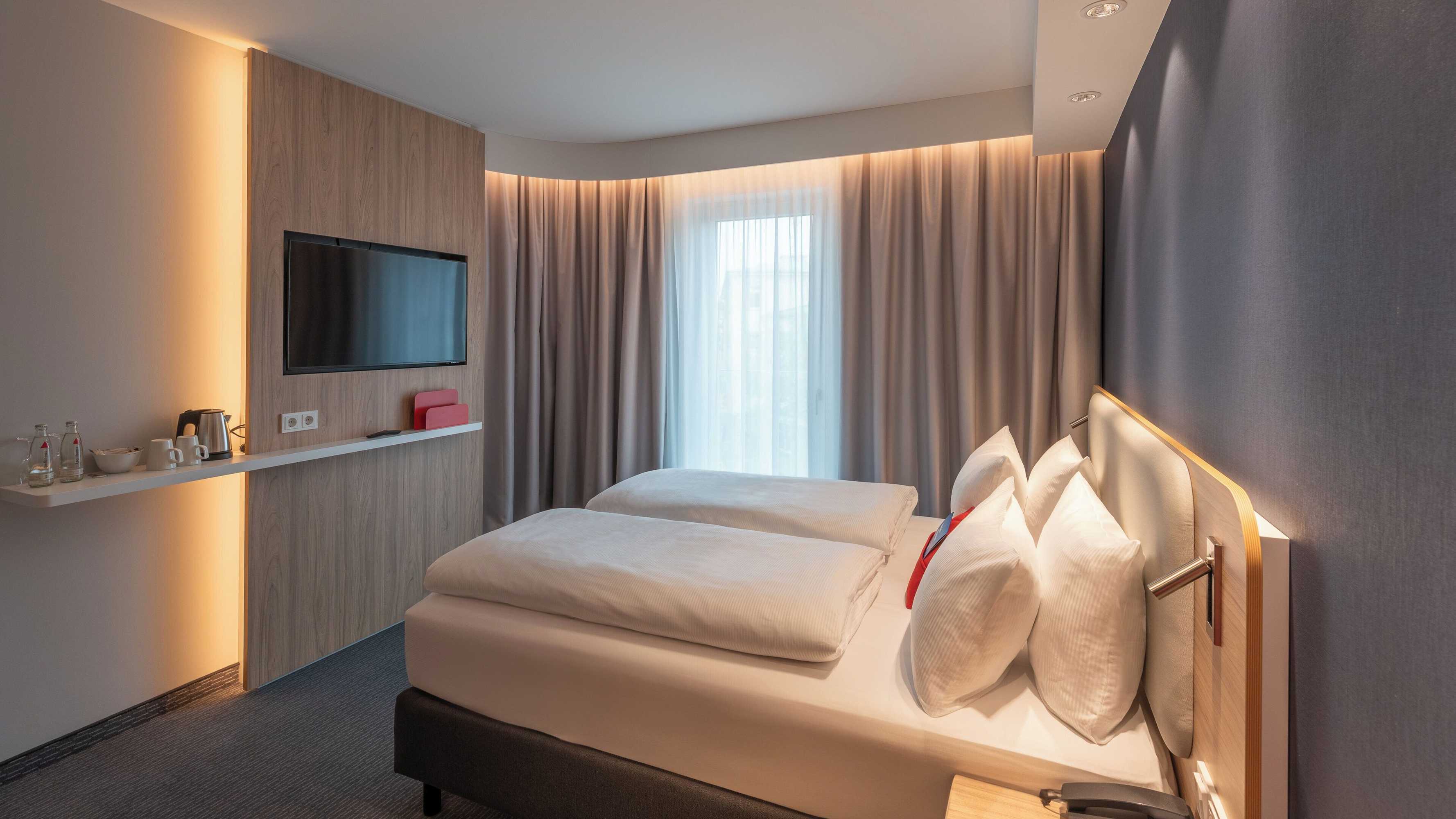 Gift card for Holiday Inn Express Heilbronn by Ihg Gift card for Holiday Inn Express Heilbronn by Ihg