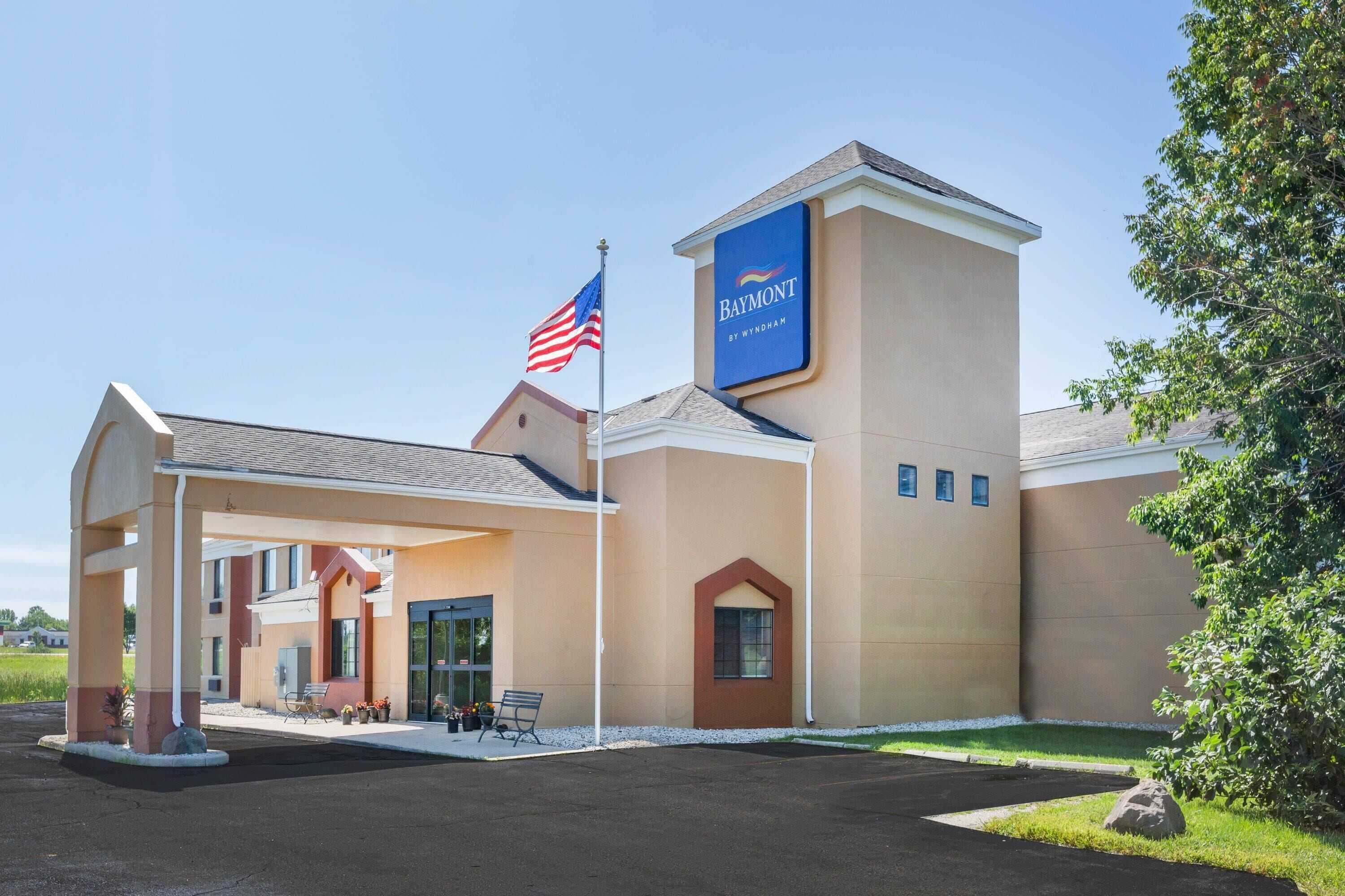 Gift card for Baymont Inn & Suites by Wyndham Mukwonago Gift card for Baymont Inn & Suites by Wyndham Mukwonago