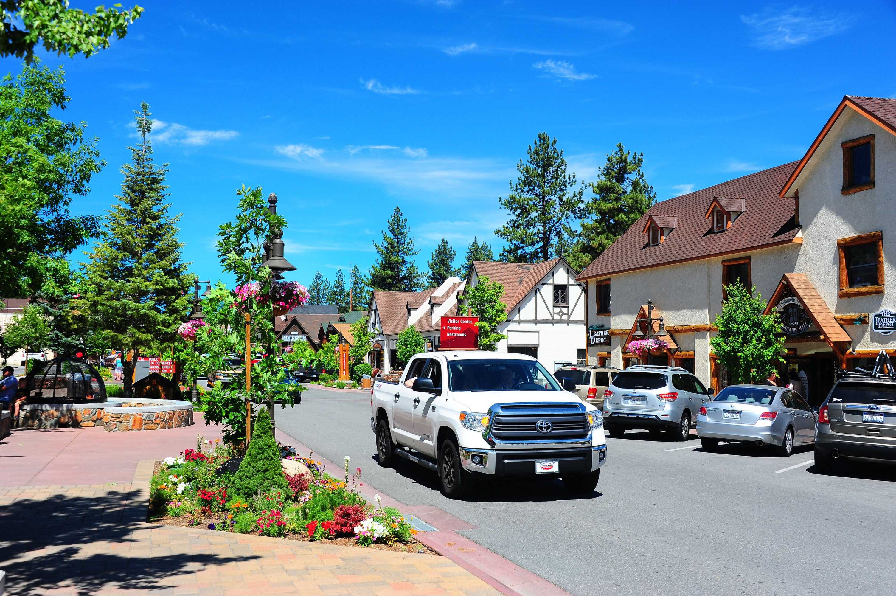 Gift card for Holiday Inn Resort The Lodge At Big Bear Lake by Ihg Gift card for Holiday Inn Resort The Lodge At Big Bear Lake by Ihg