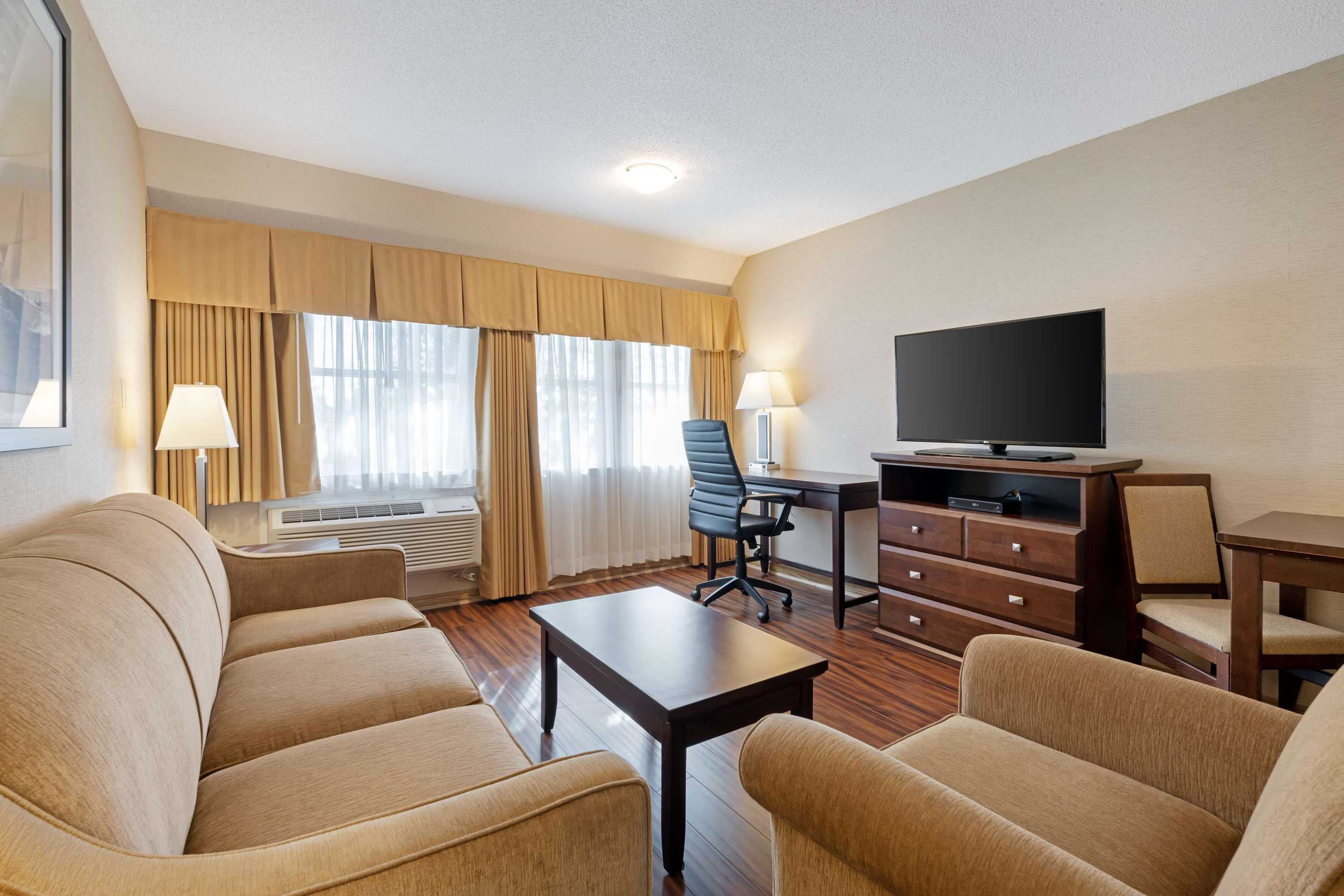 Gift card for Best Western Plus Emerald Isle Hotel Gift card for Best Western Plus Emerald Isle Hotel
