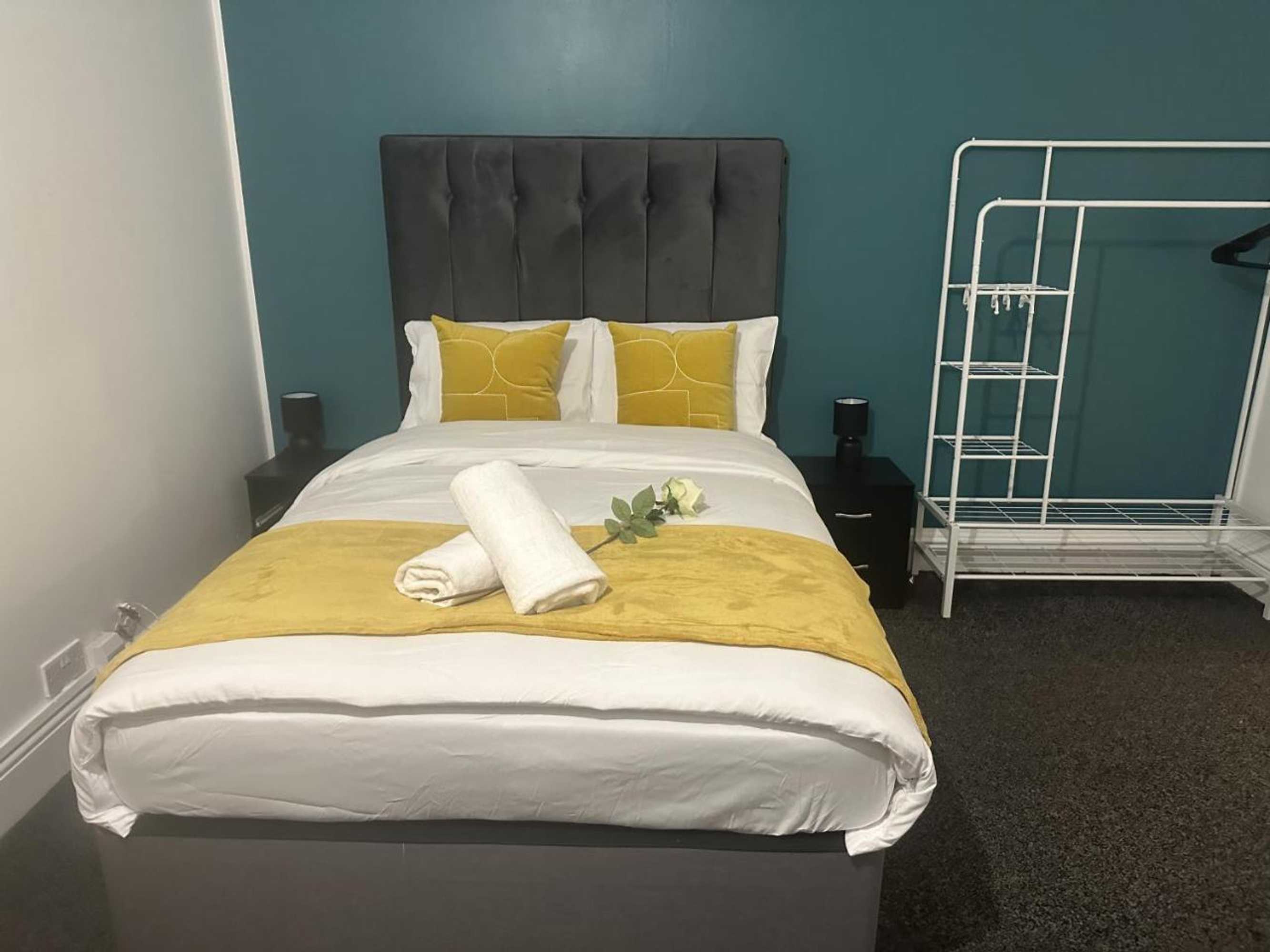 Gift card for The Kyoto House - Four Spacious Cosy Bedrooms I Contractor Friendly I Long Stay Offer I 5th Room Available on Request Only