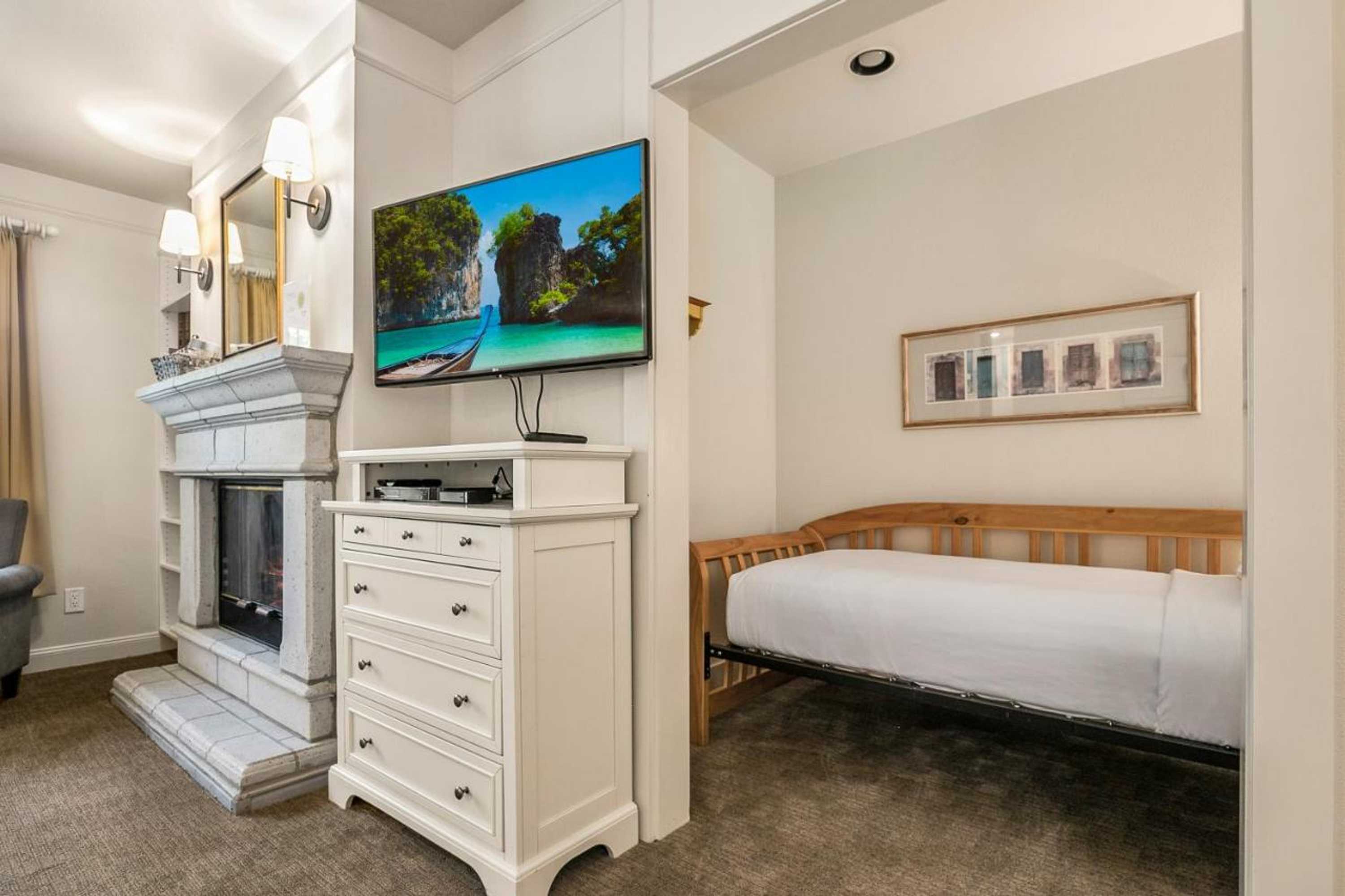 Gift card for Saratoga Inn