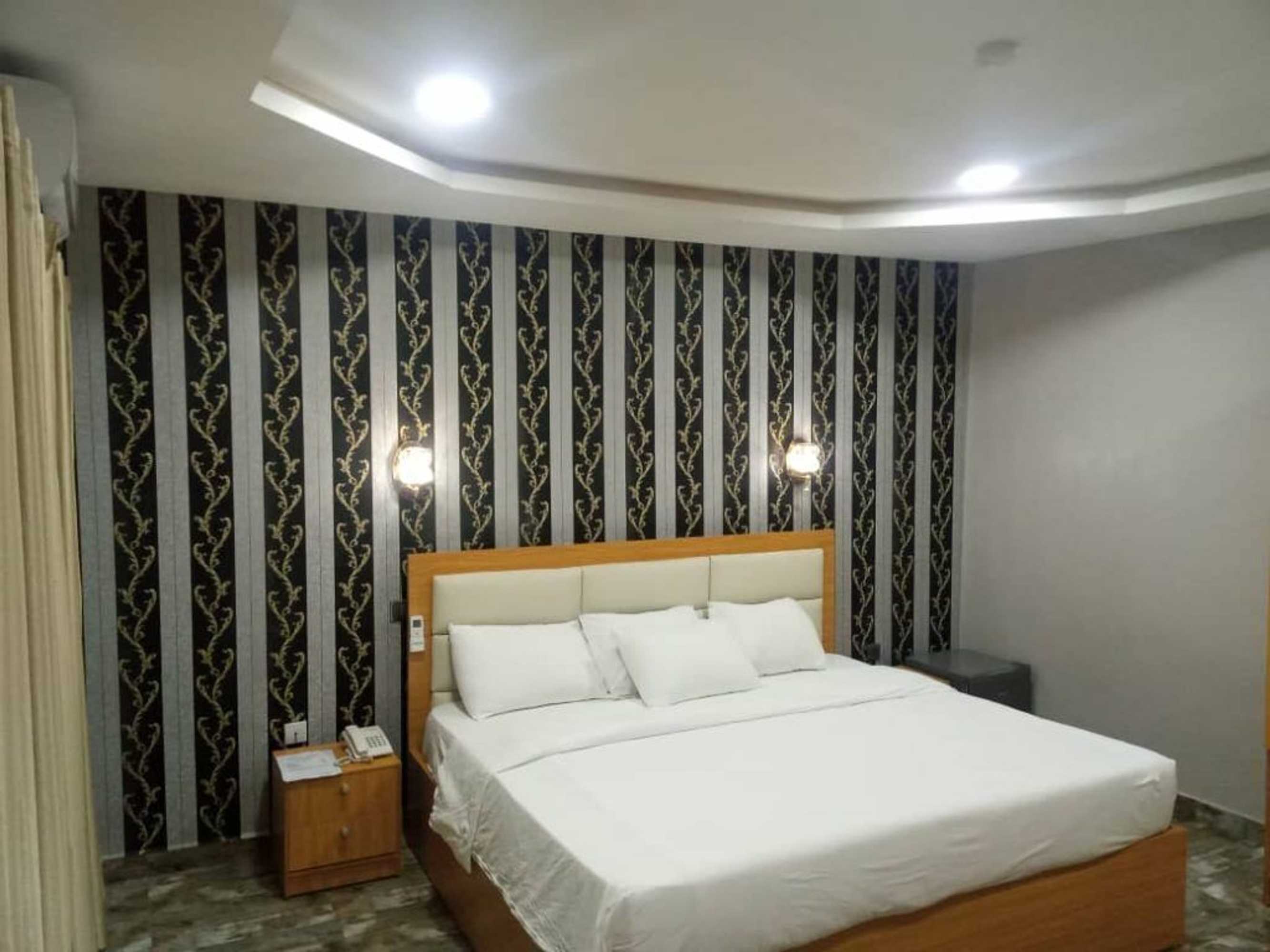 Gift card for Camas Hotel & Suite Asero Abeokuta Gift card for Camas Hotel & Suite Asero Abeokuta
